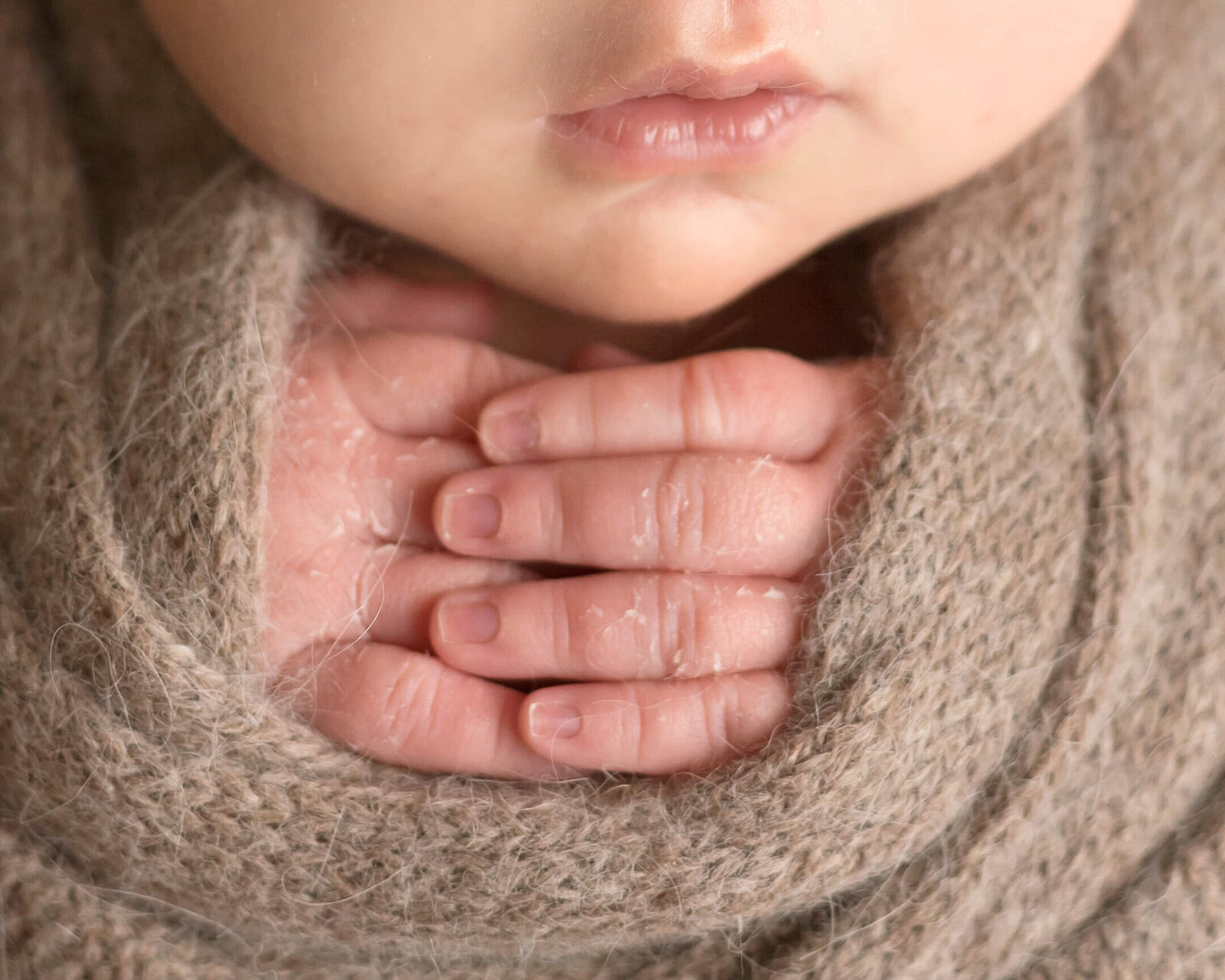 Philadelphia-Newborn-Photographer-16