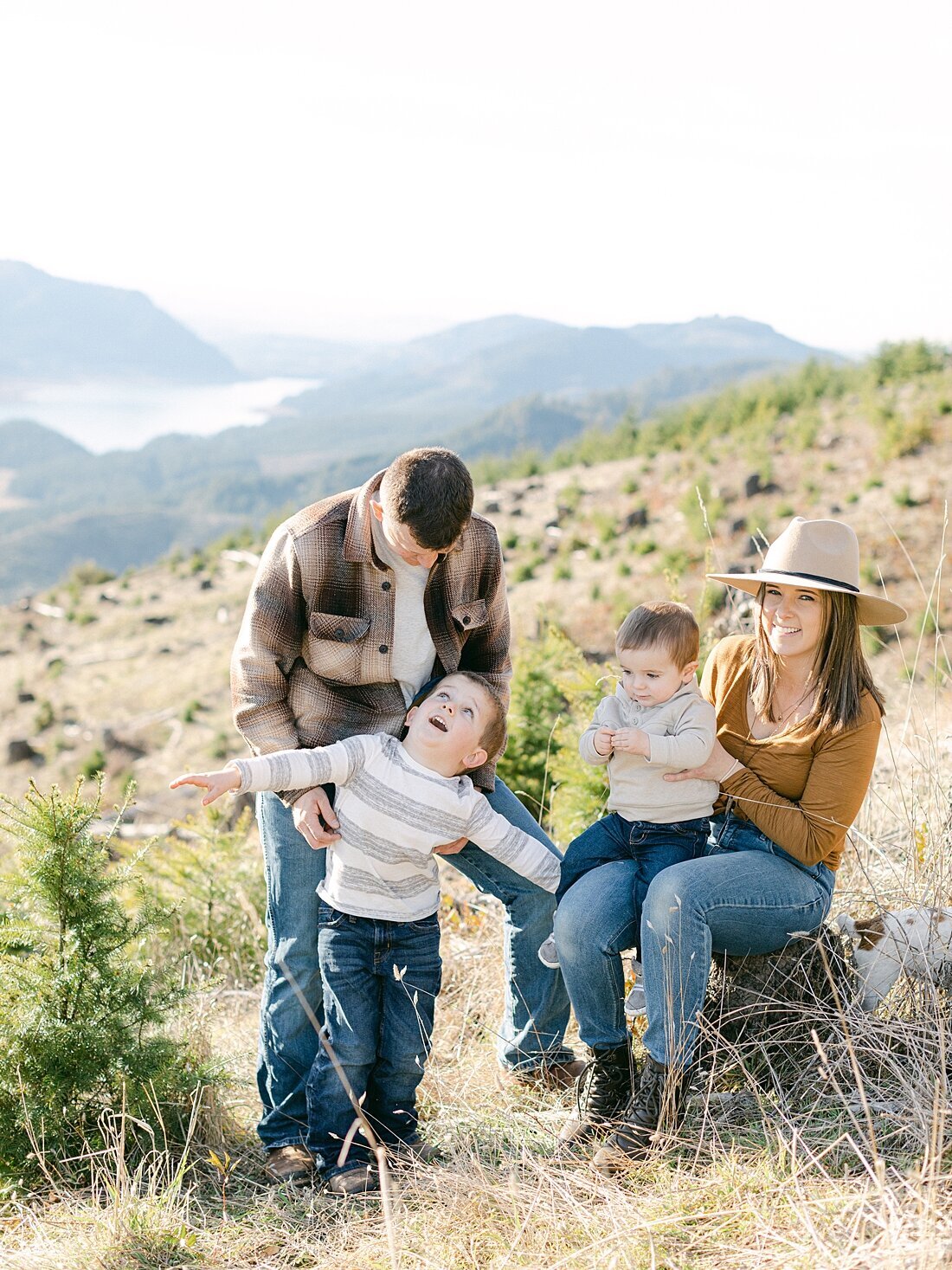 Mountain-top-family-photo-session-1629