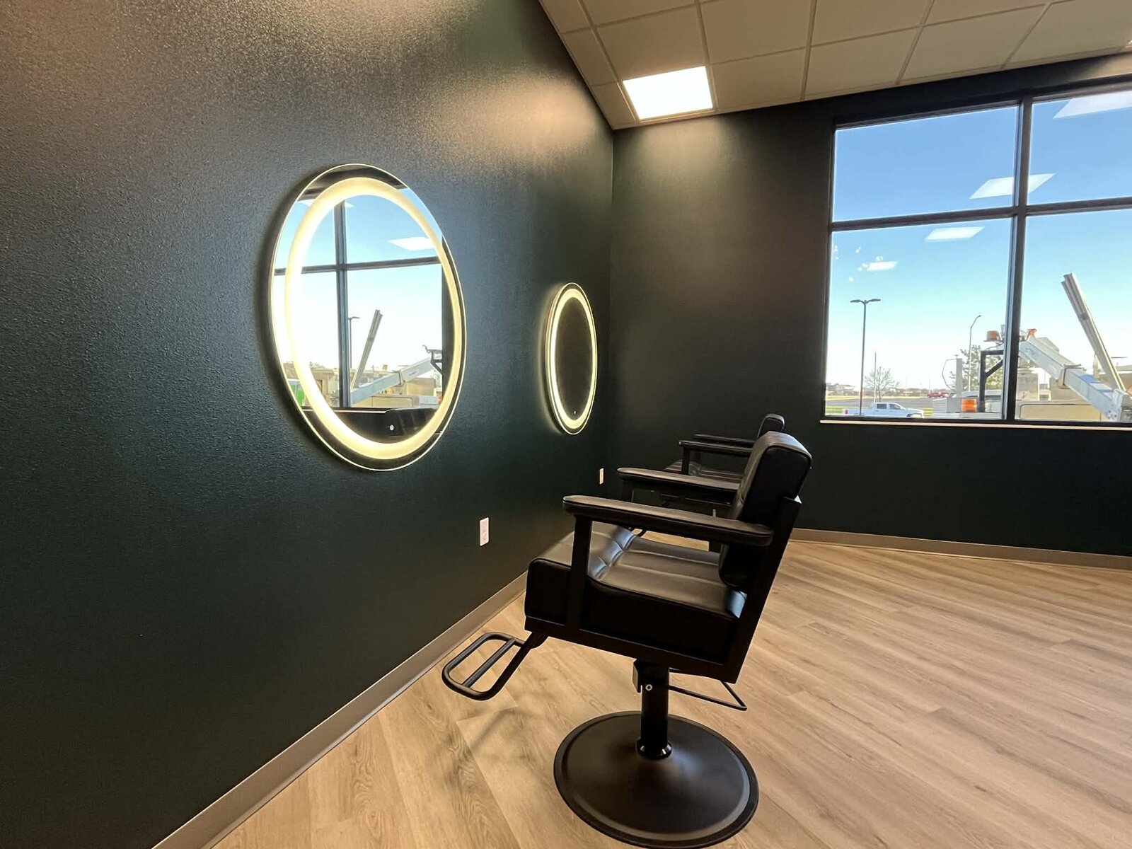 5201 suite mirror 218