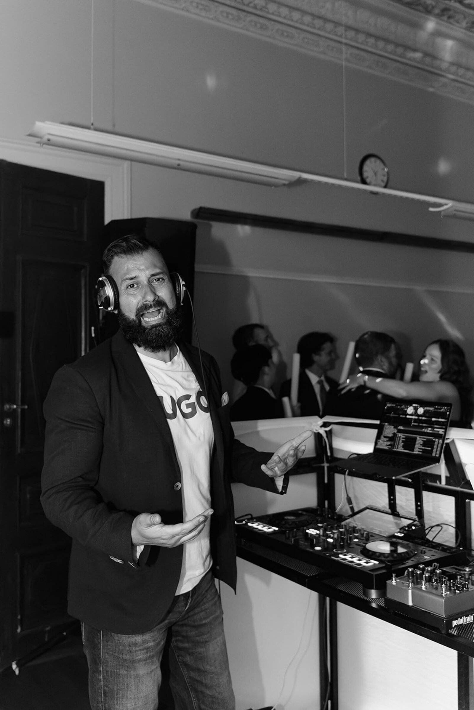 Destination Wedding Photographer in Stockholm Anna Lundgren Wedding at Ranas Slott _40