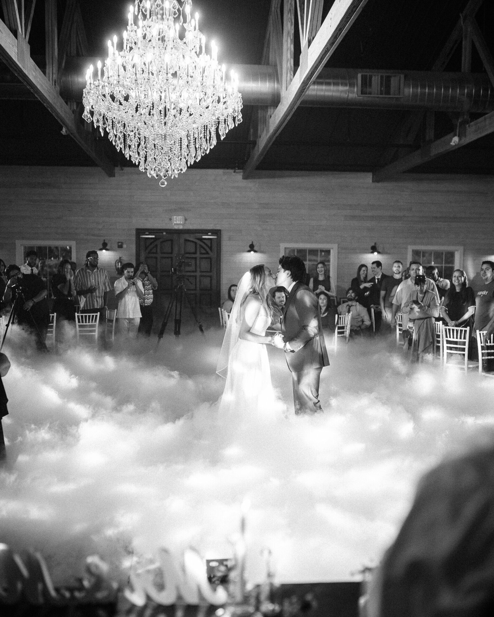 Saenz The Farmhouse KC Event Venue Wedding348