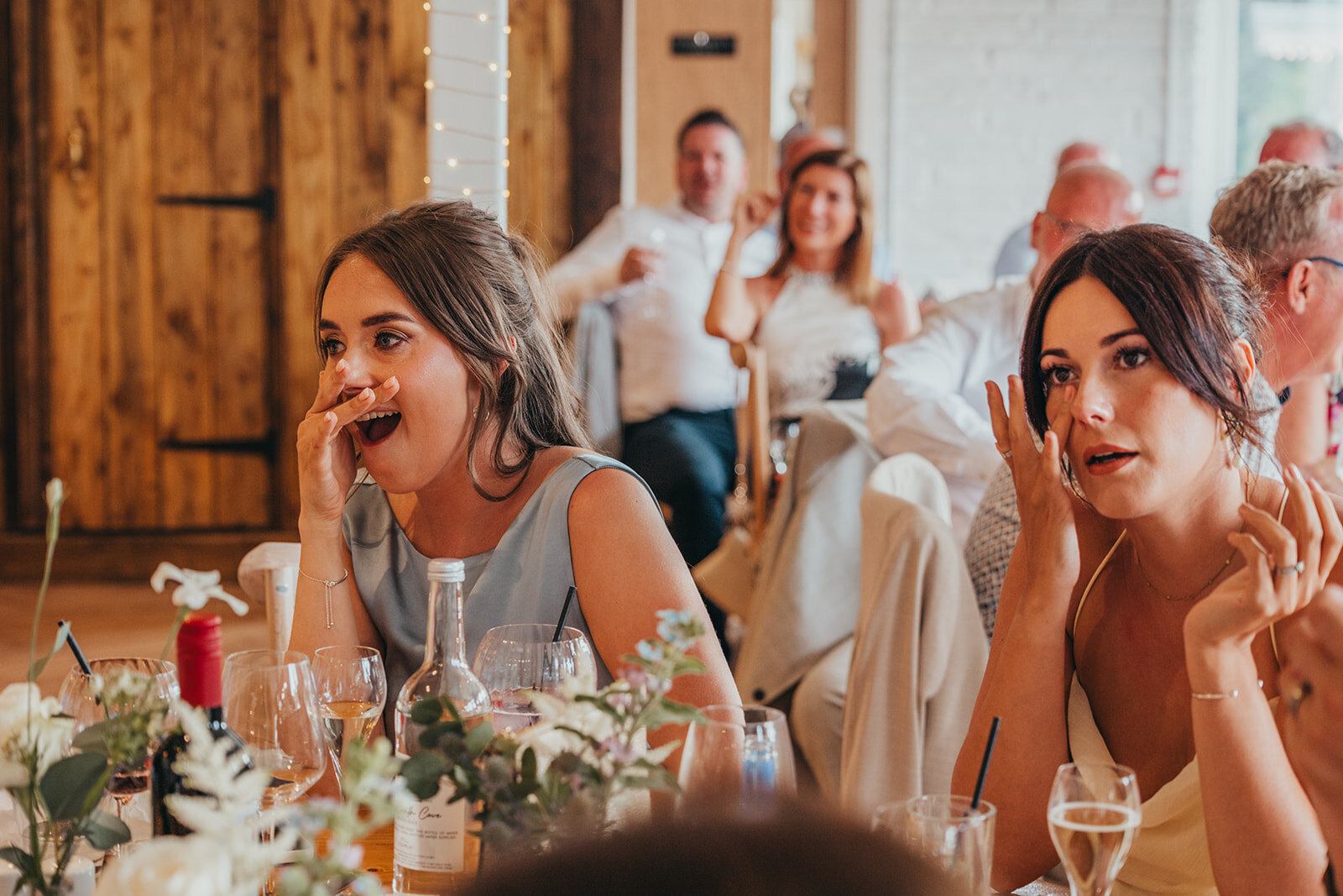 guest's react to speeches