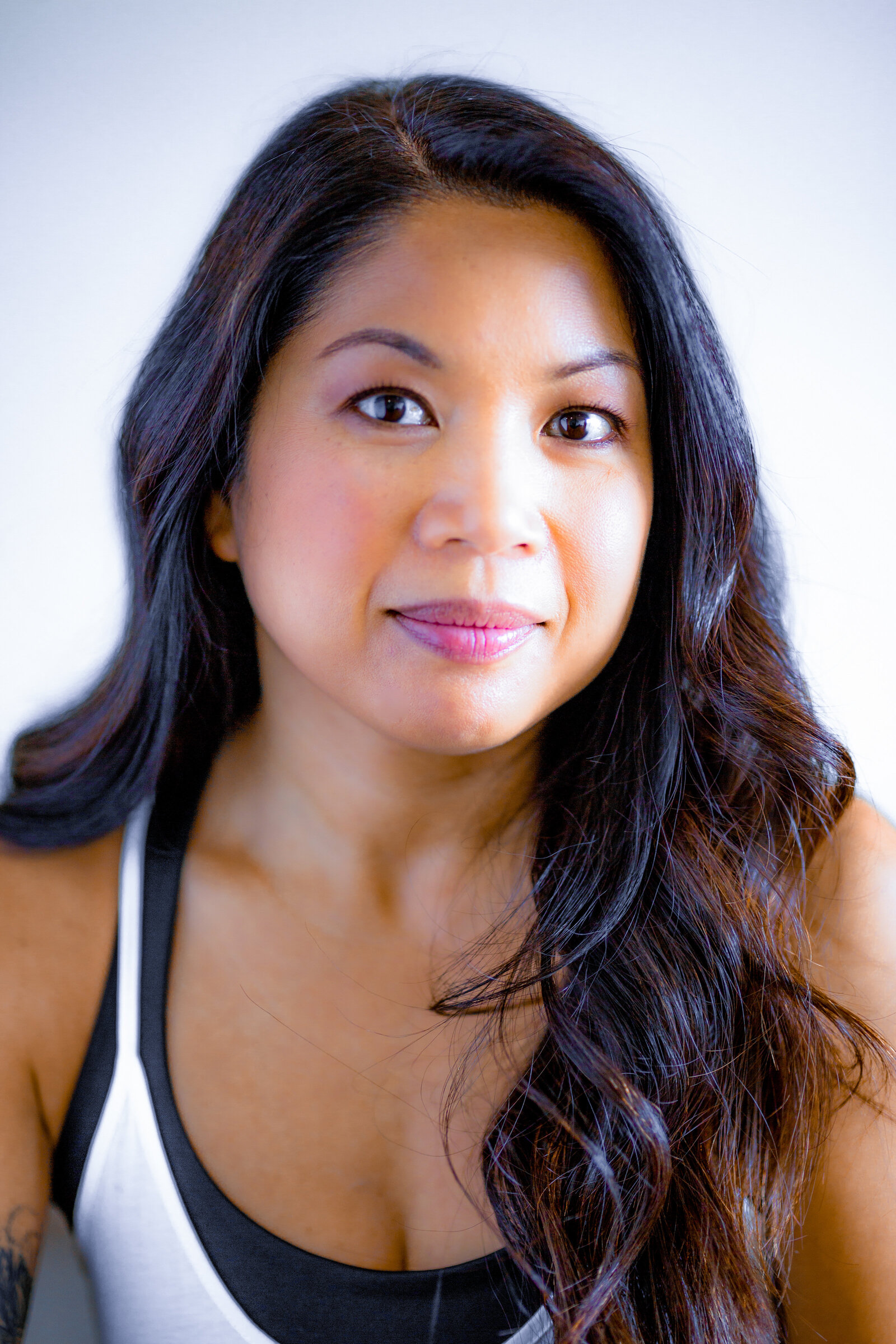 Joanna Headshot-00