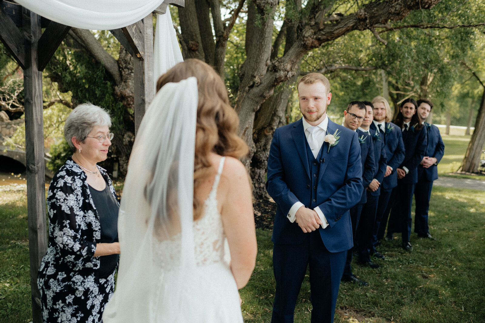 Jerris-Wadsworth-Wedding-Barn-Caledonia-New-York-wedding-Brittany-Ford-Photography-Batavia-New-York-Wedding-Photographer-benmarissa-16
