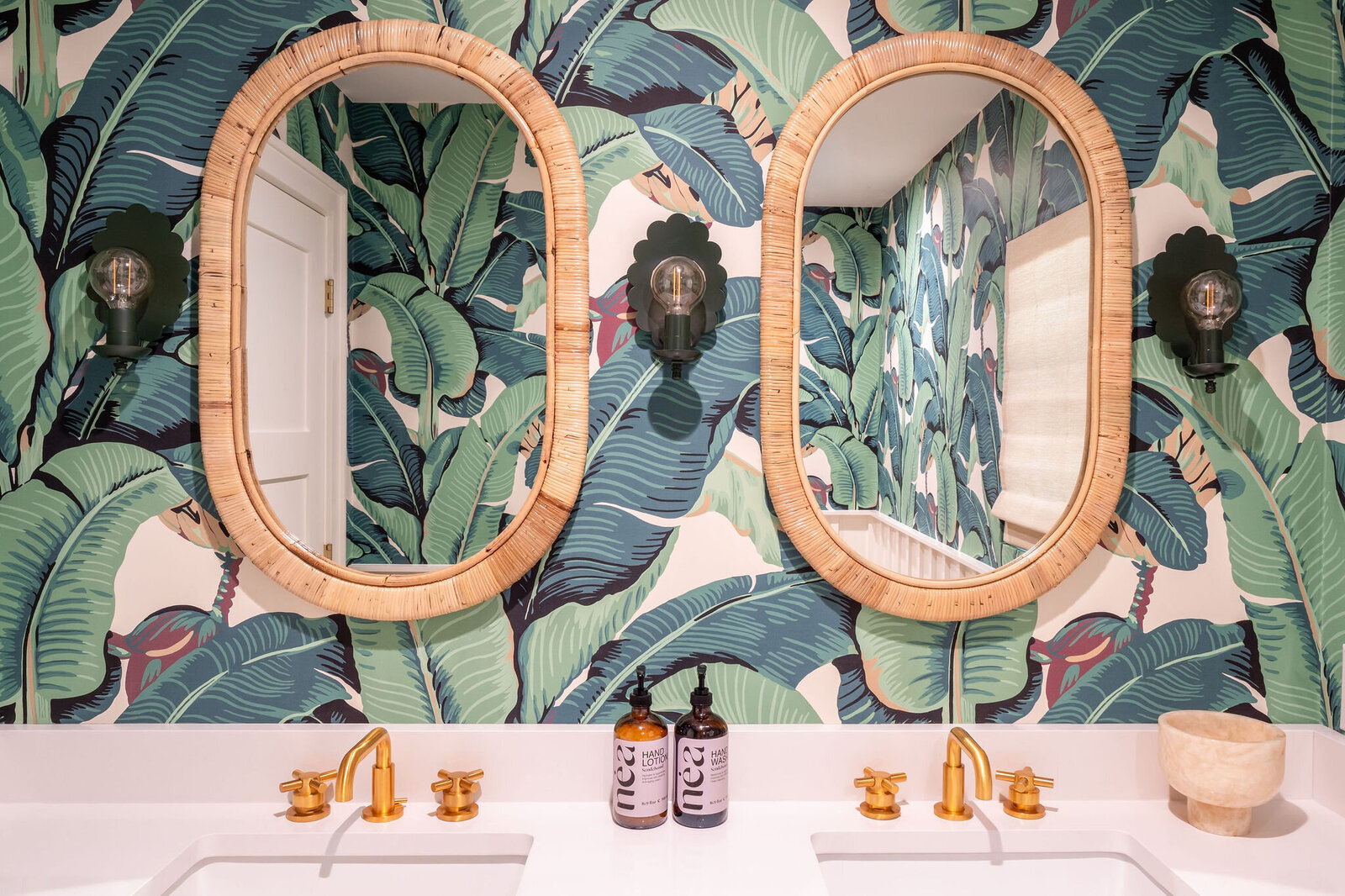 Nuela+Designs+Palm+Wallpaper+Green+White+Gold