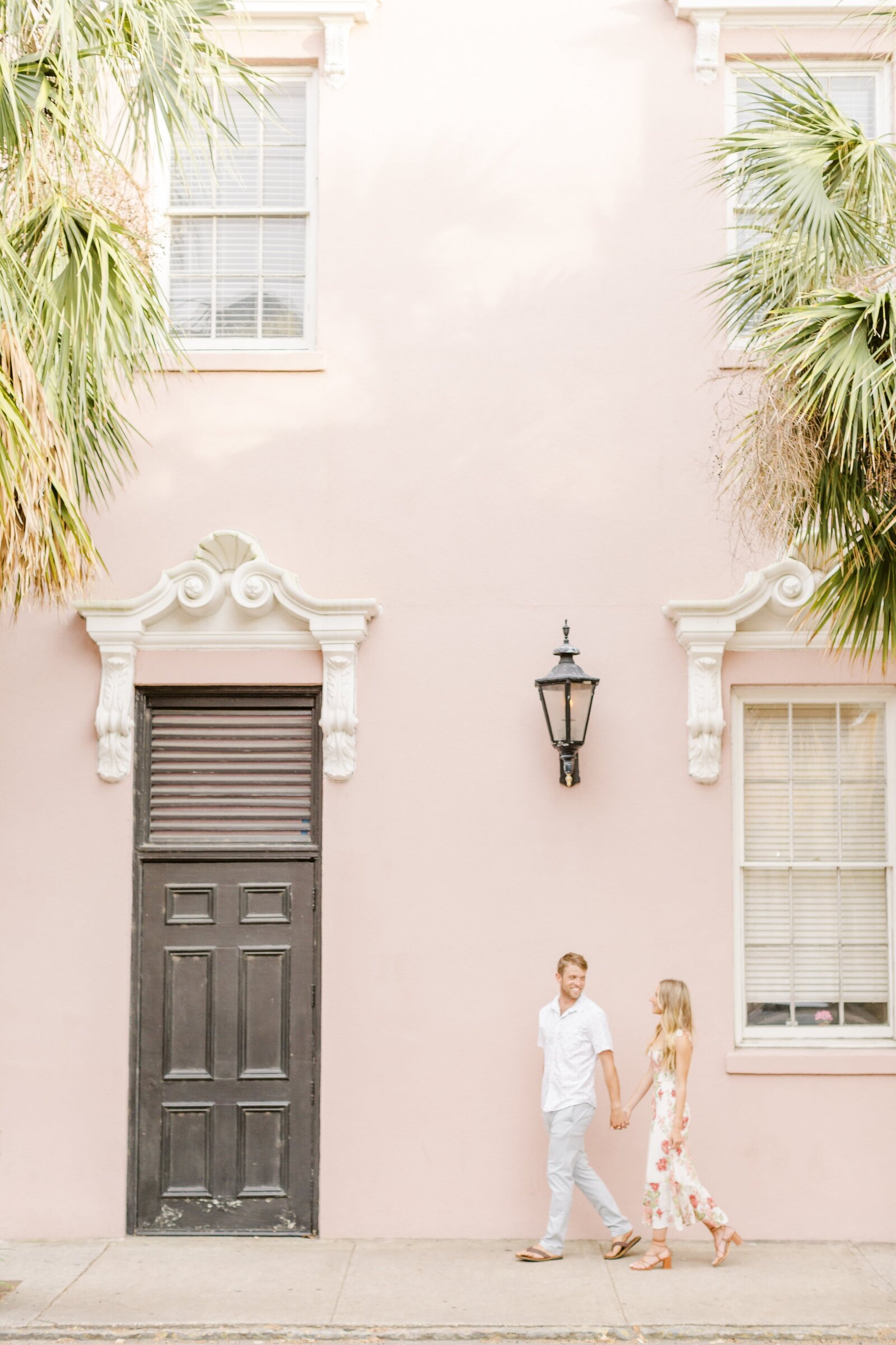 Downtown-Charleston-Engagement-photographer-23
