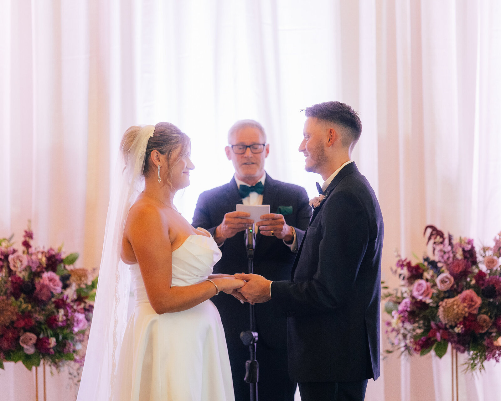 Corby Intercontinental Hotel Kansas City Wedding Plaza-165