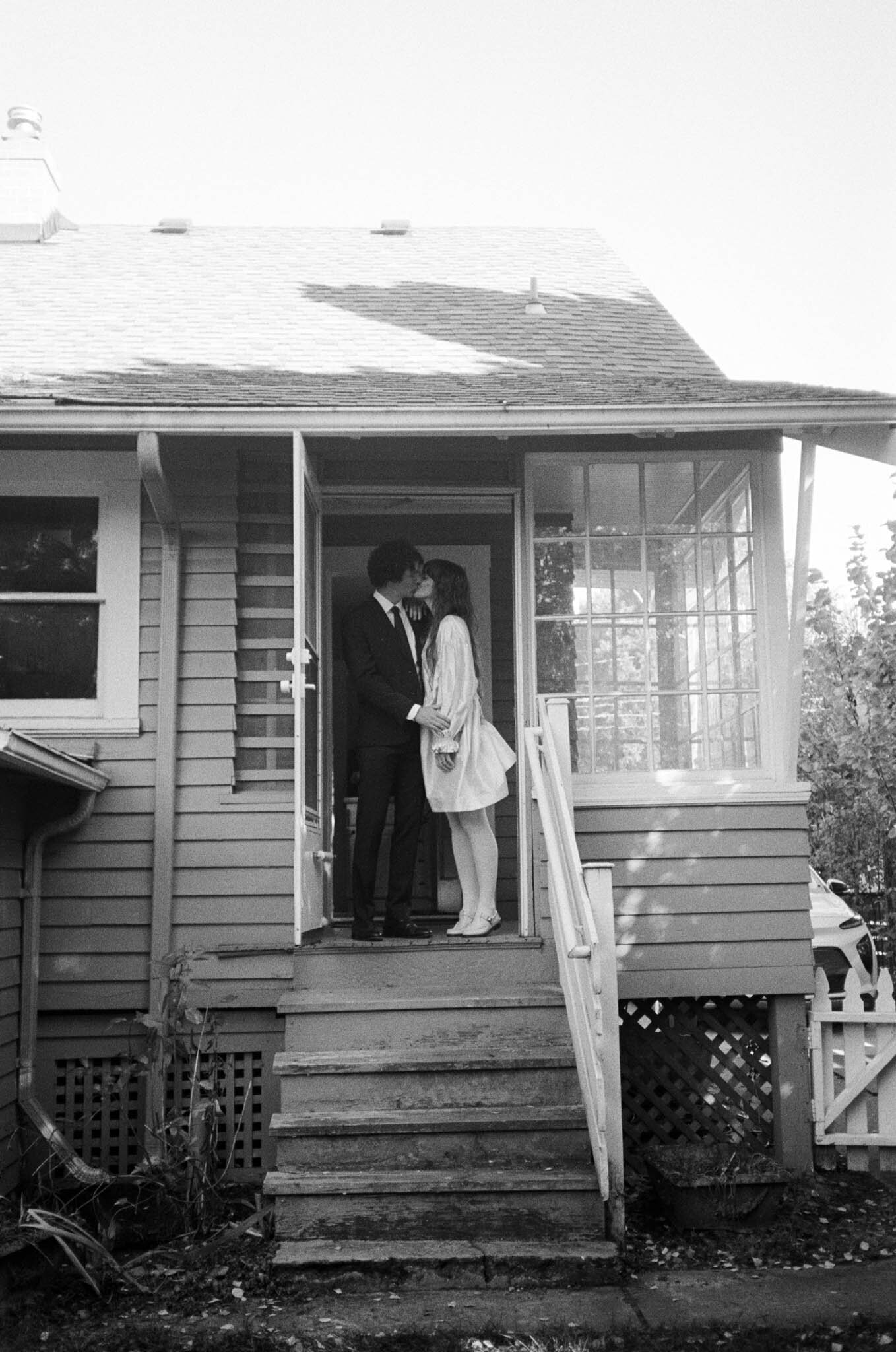 mt-tabor-elopement-portland-oregon-35mm-film-43