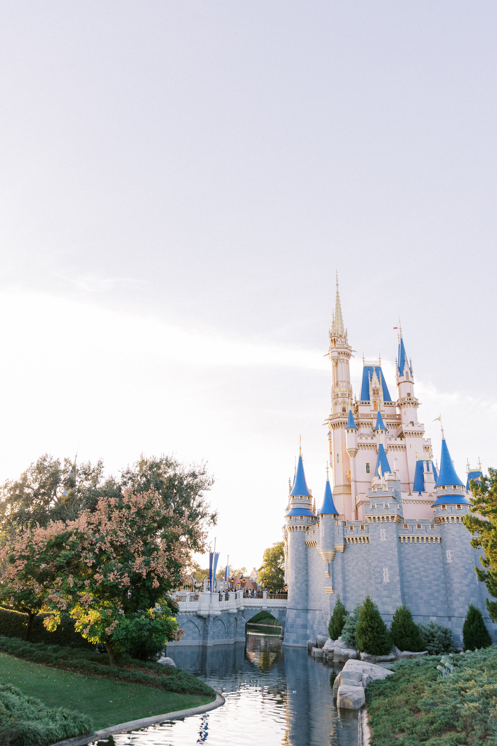 Orielly-Christmas MK-Disney 23-Casie Marie Photography-92