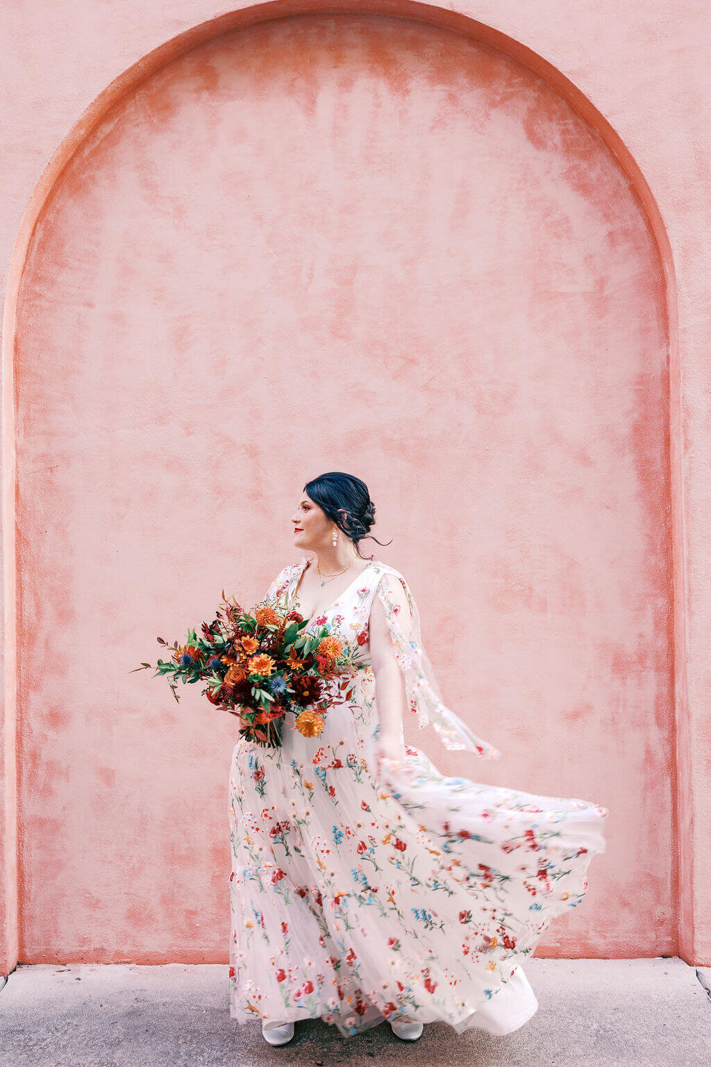 Taylor_Brown_Savannah_Elopement_Colorful_Floral_Design_Same-Sex13