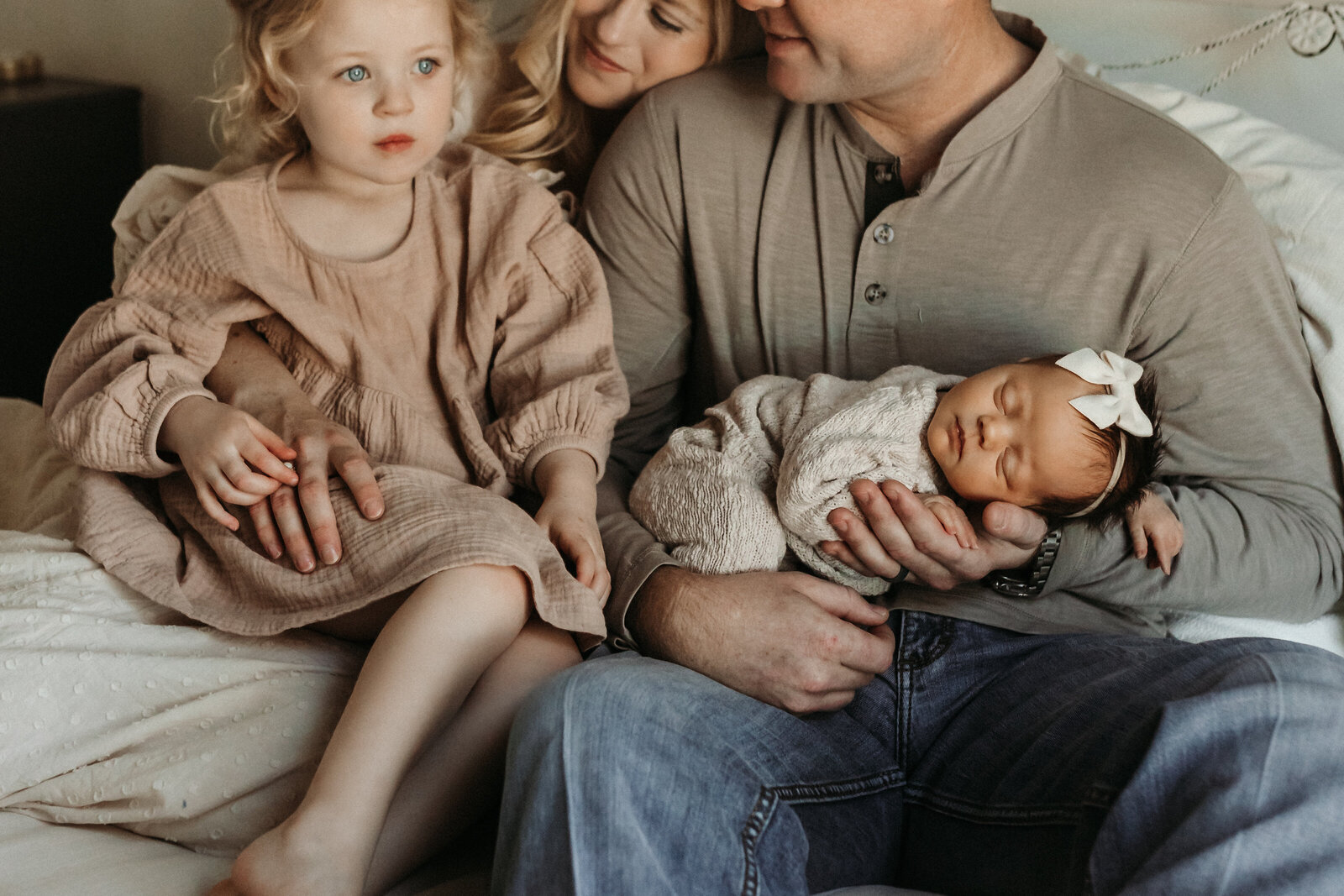 Elle Newborn-1088.jpg - landscape