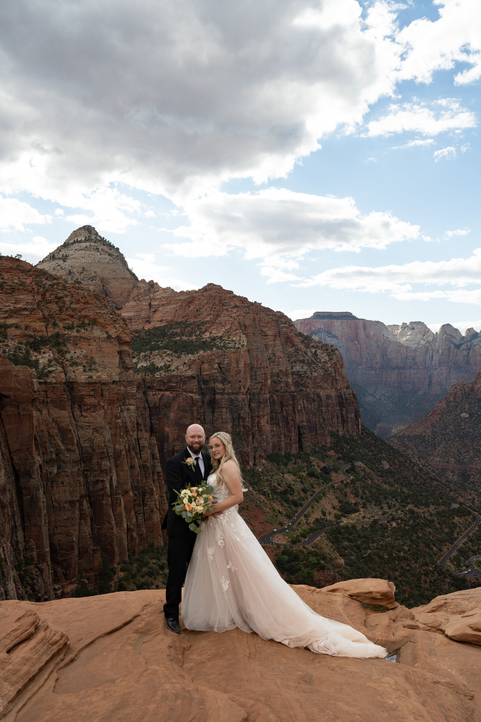 Amber-Nick-Zion-Utah-Intimate-Wedding-4