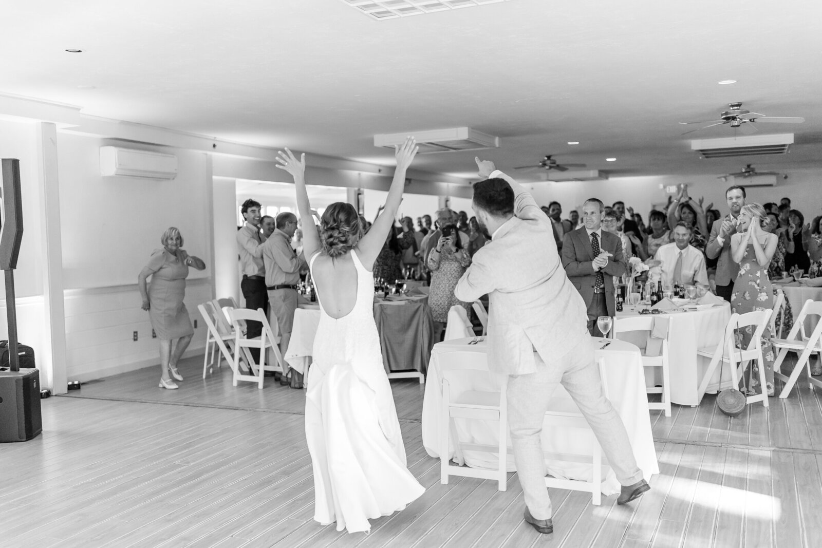 20240615-Monument Beach-Cape Cod Wedding-Erin Dan-00-WEBSITE-108