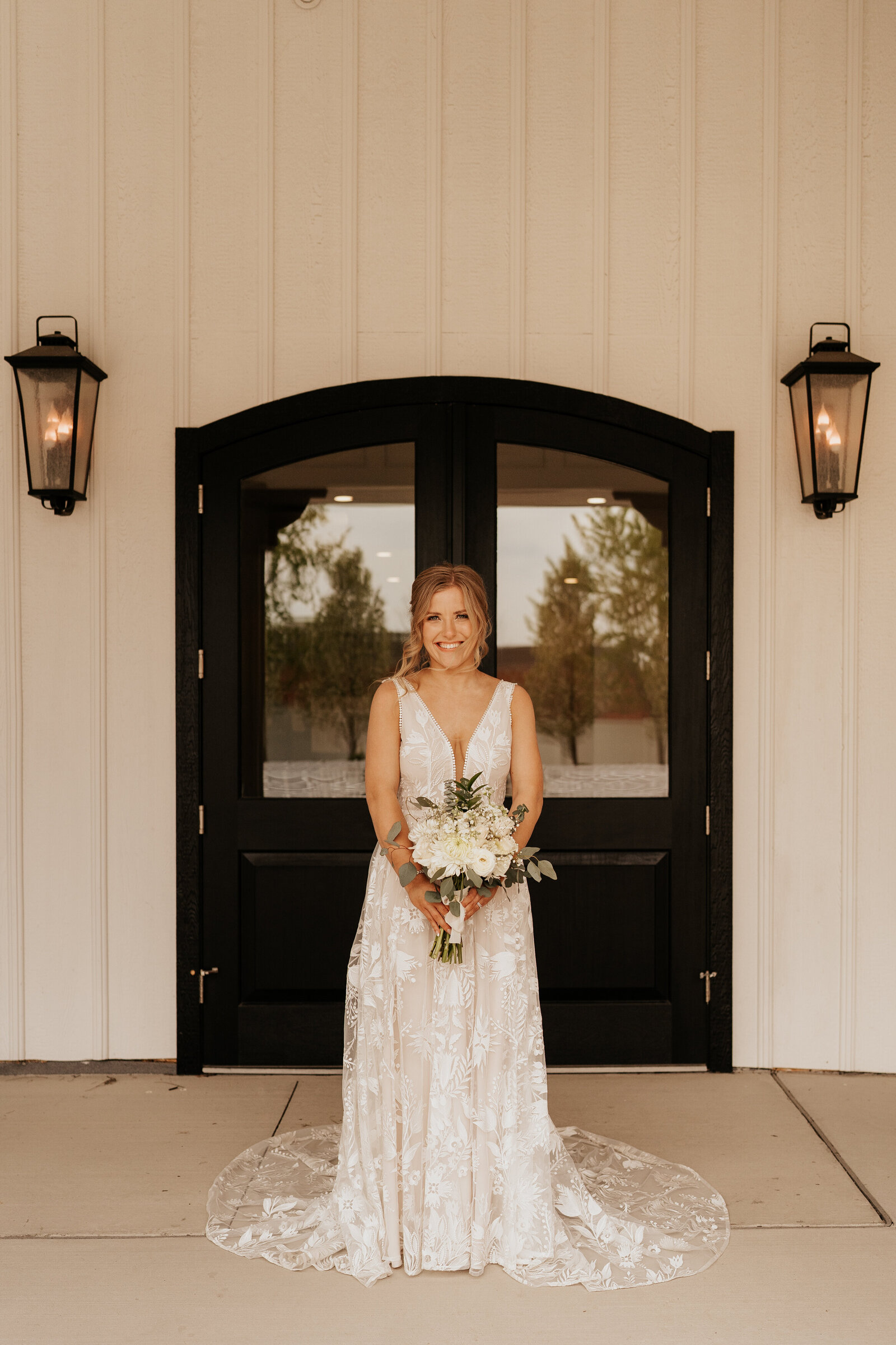 Cedar Rapids wedding photographer - Carriage House Cedar Rapids-108