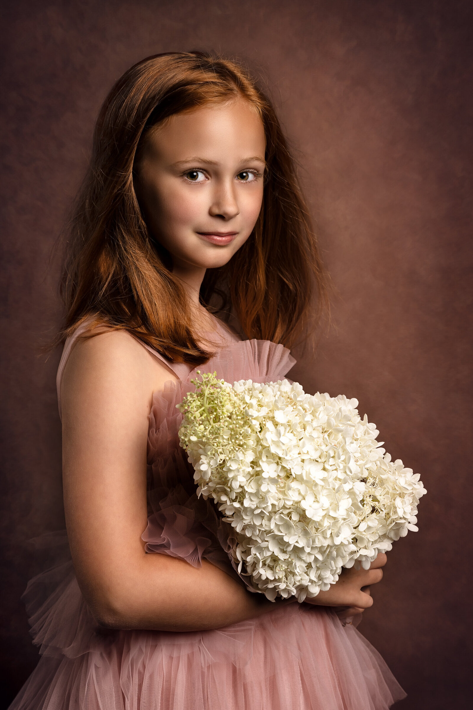 Meisjes portret studio met bloem