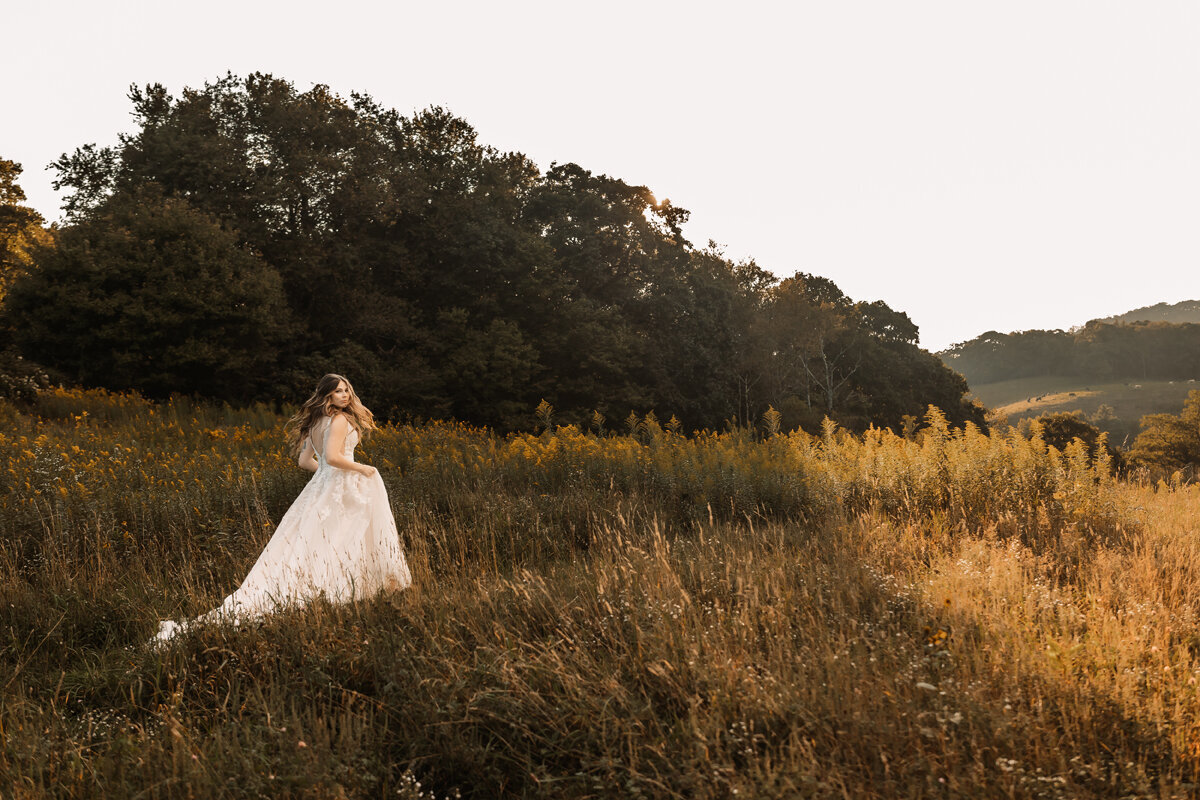 WeddingPhotography-TaylorsvilleNC-LazeLFarmPhotography47.jpg