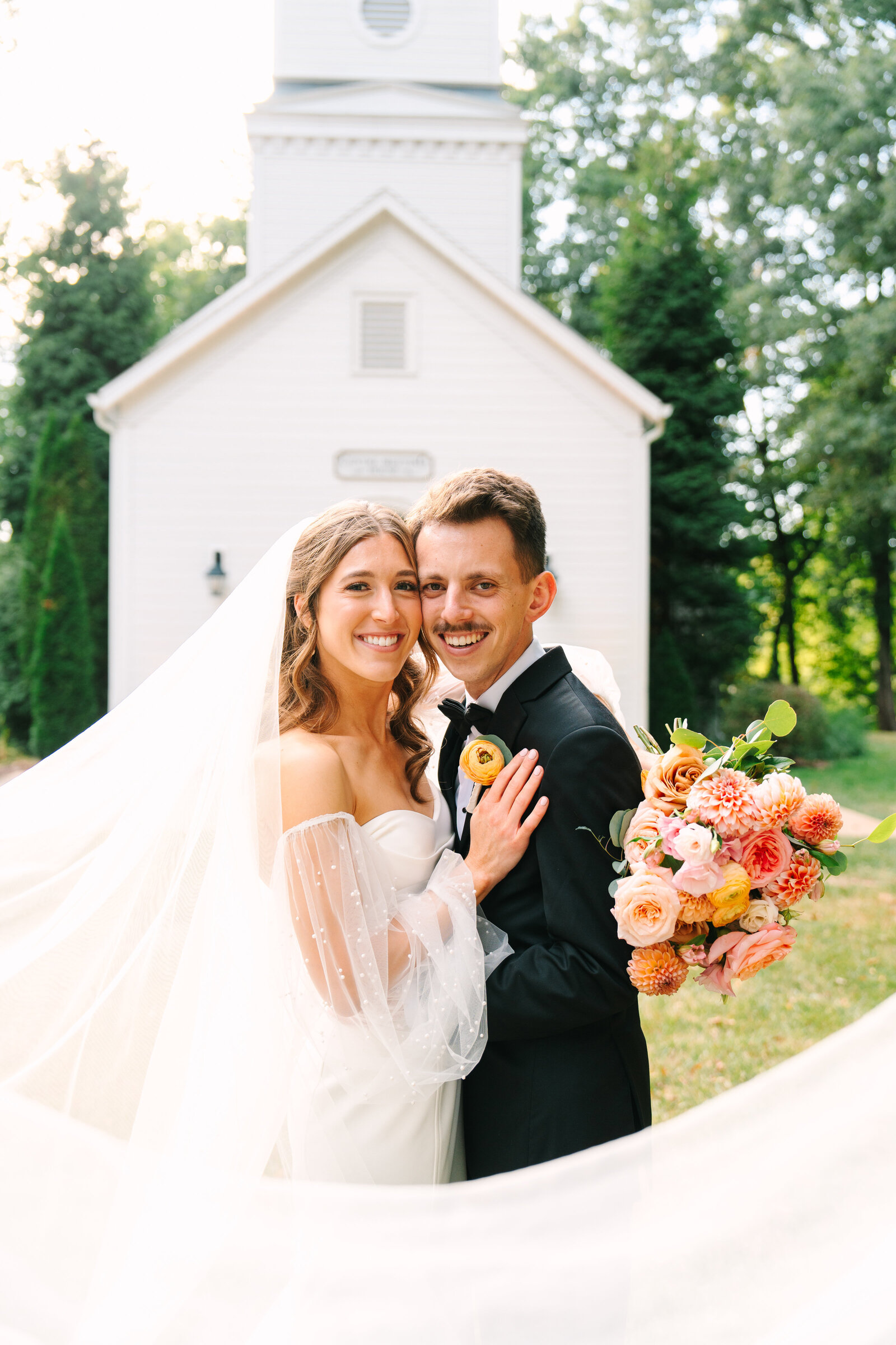 brittney moseby photography evansville wedding photographer and videographer luxury weddings and events husband and wife photo video team editorial posing top photographer in indiana-31