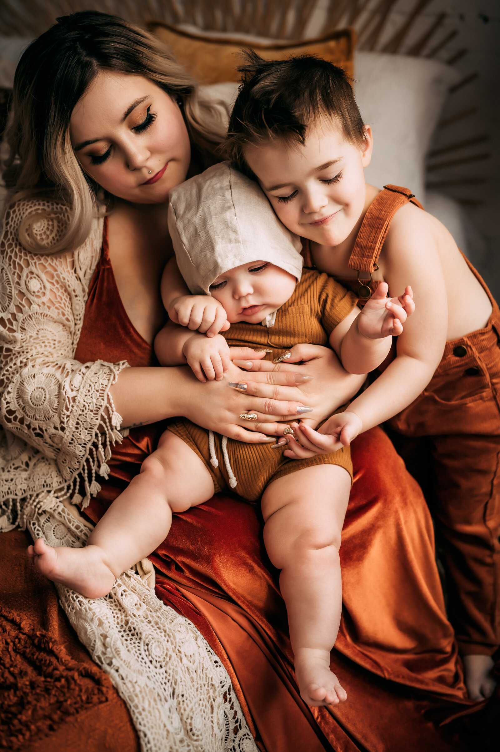 Edmonton Family and Motherhood Photographer 111