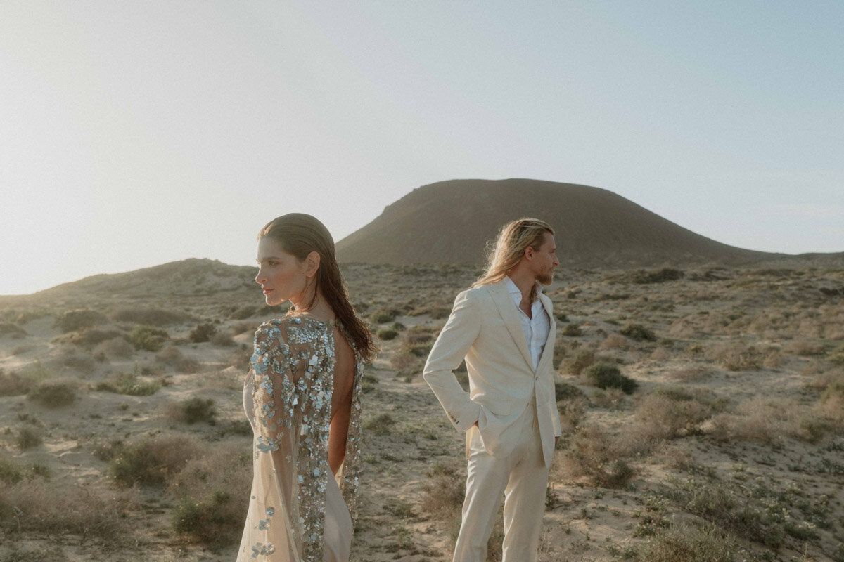 travel-elopementl-by-rouse-&-fable007_abril-carlos-desert