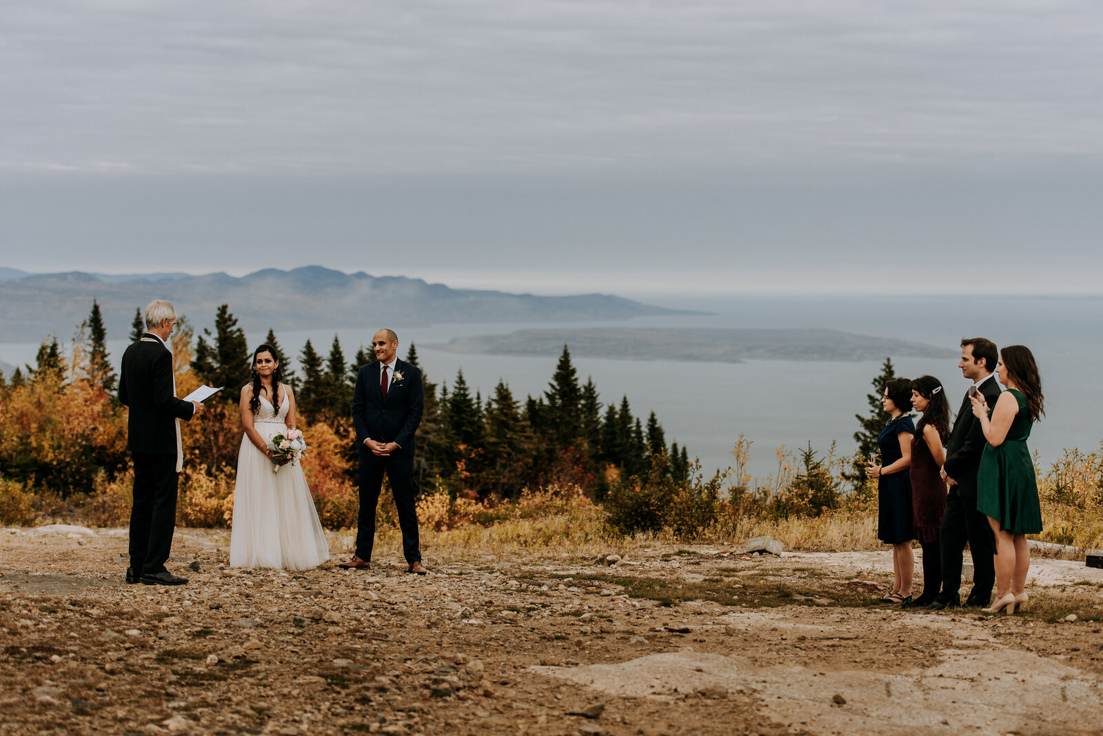 love-is-nord-quebec-photographe-mariage-intime-elopement-wedding-massif-charlevoix-0001