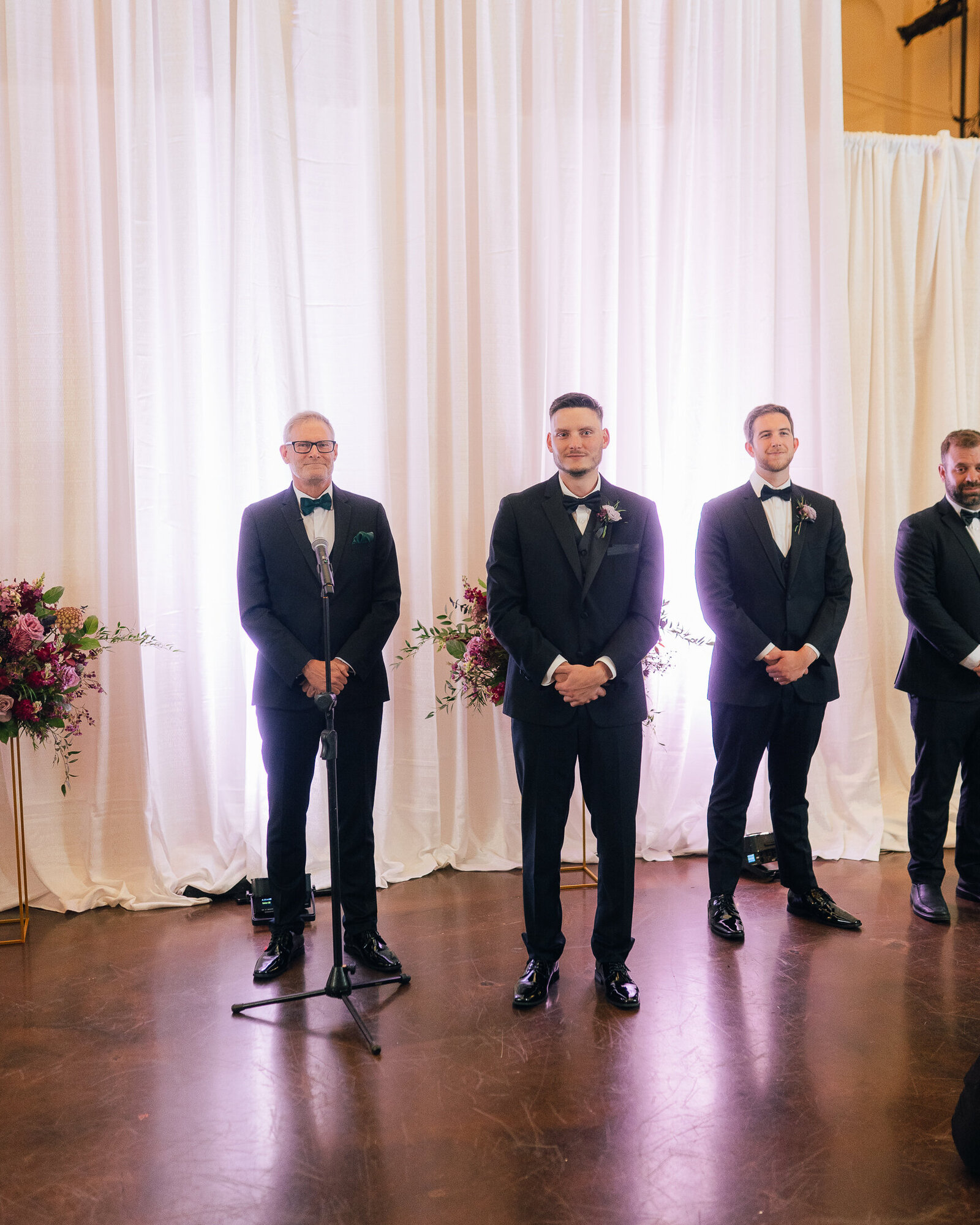 Corby Intercontinental Hotel Kansas City Wedding Plaza-150
