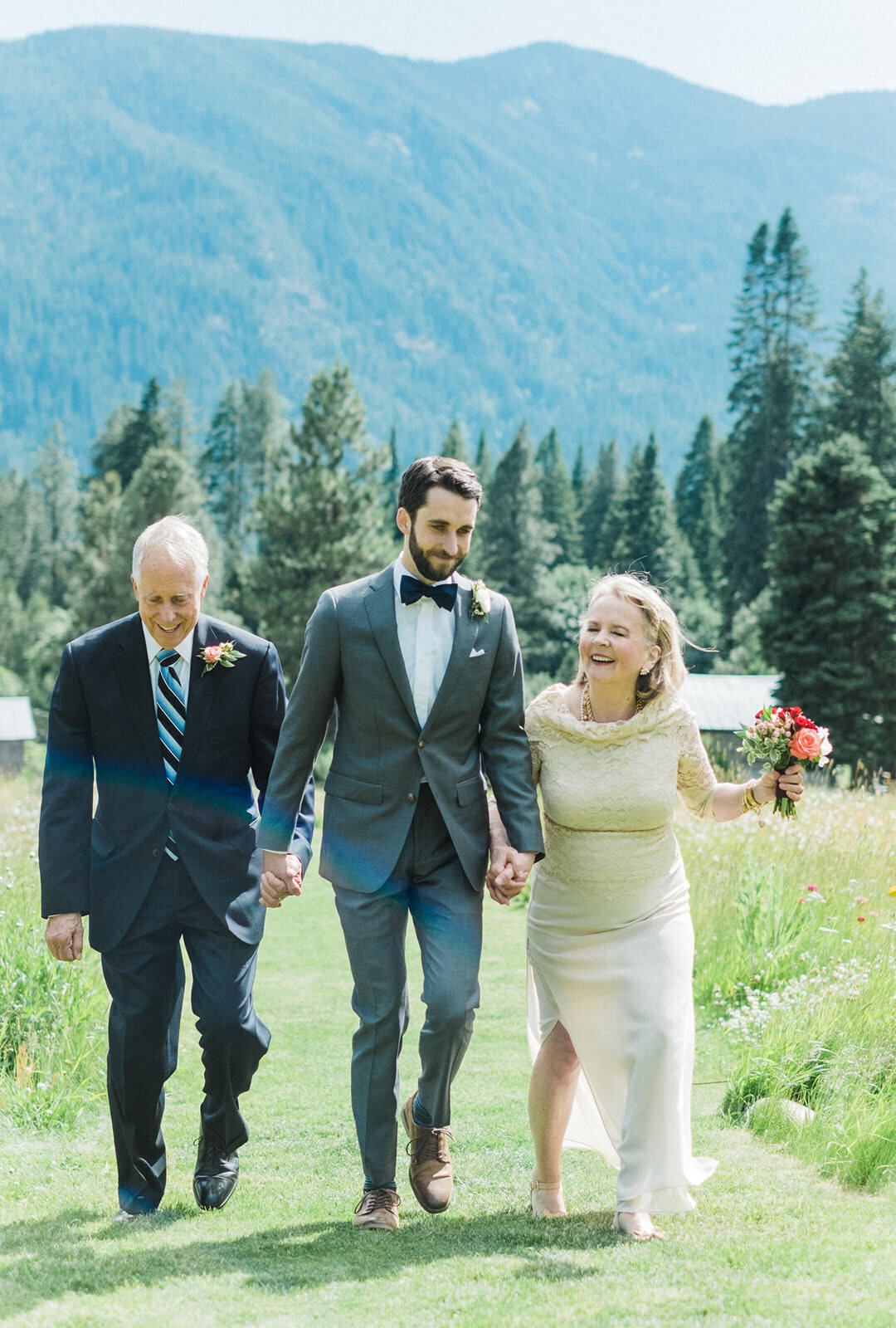 liz&matt.wedding.34snackpack.