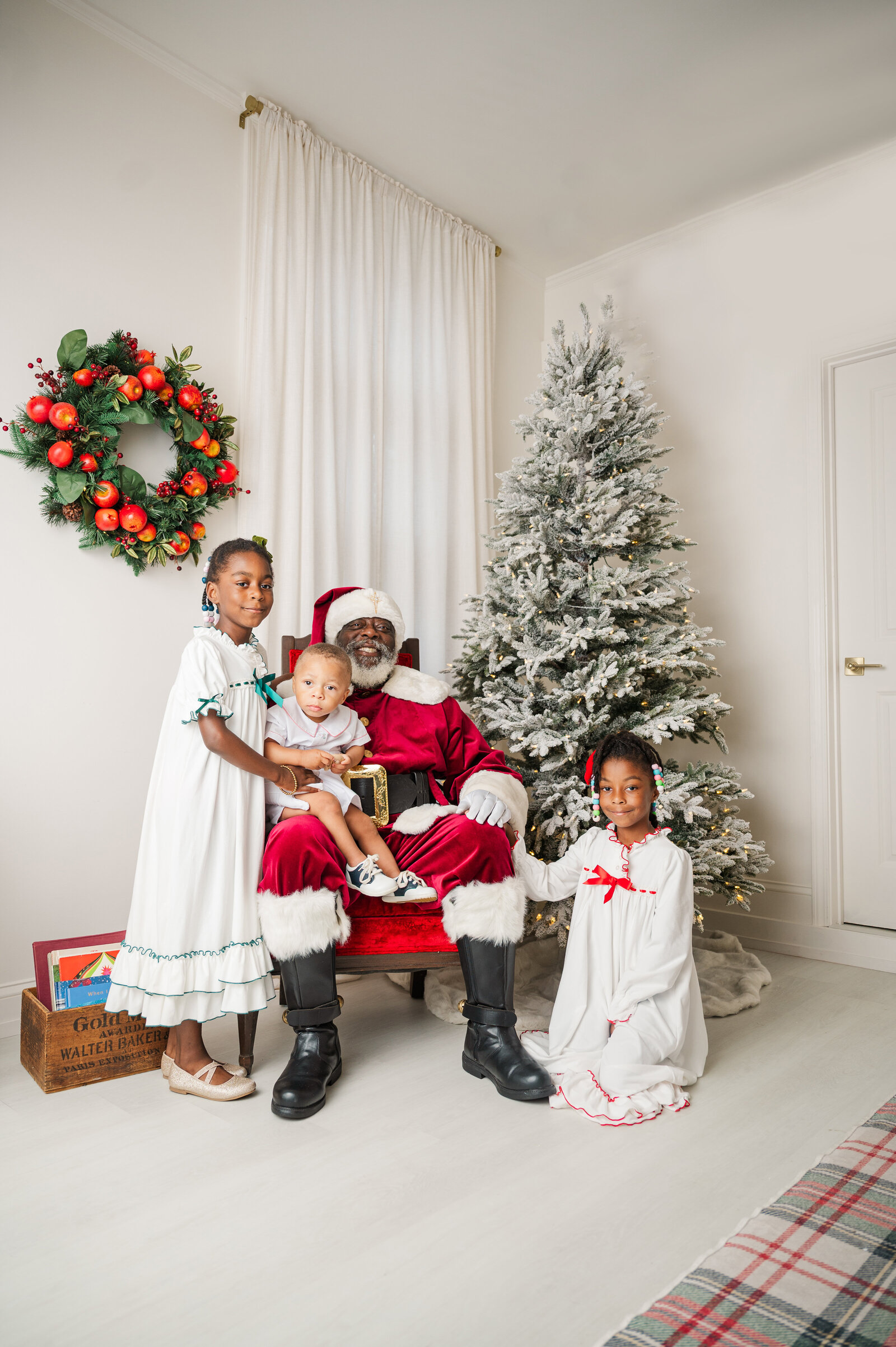 Santa-Shawn_Winston-Salem_NC_2025-10-5_18582