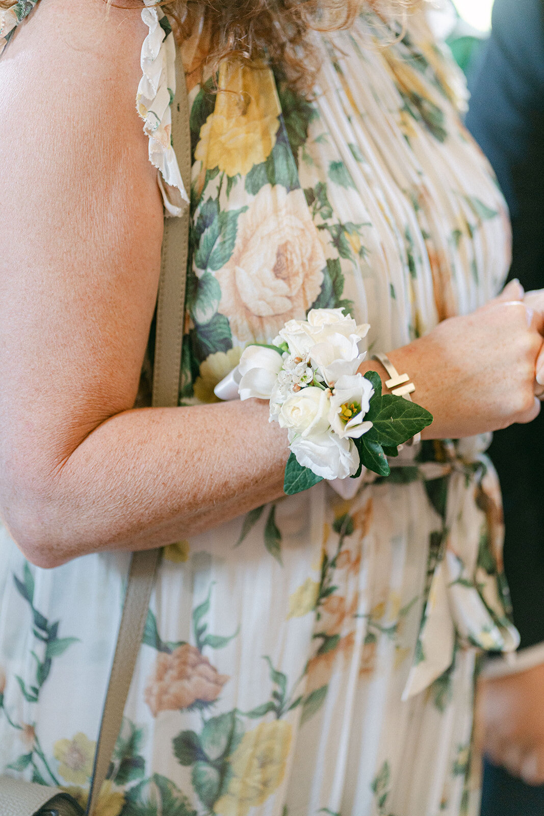 leanne-james-wedding-pre-ceremony-philippa-sian-photography-78