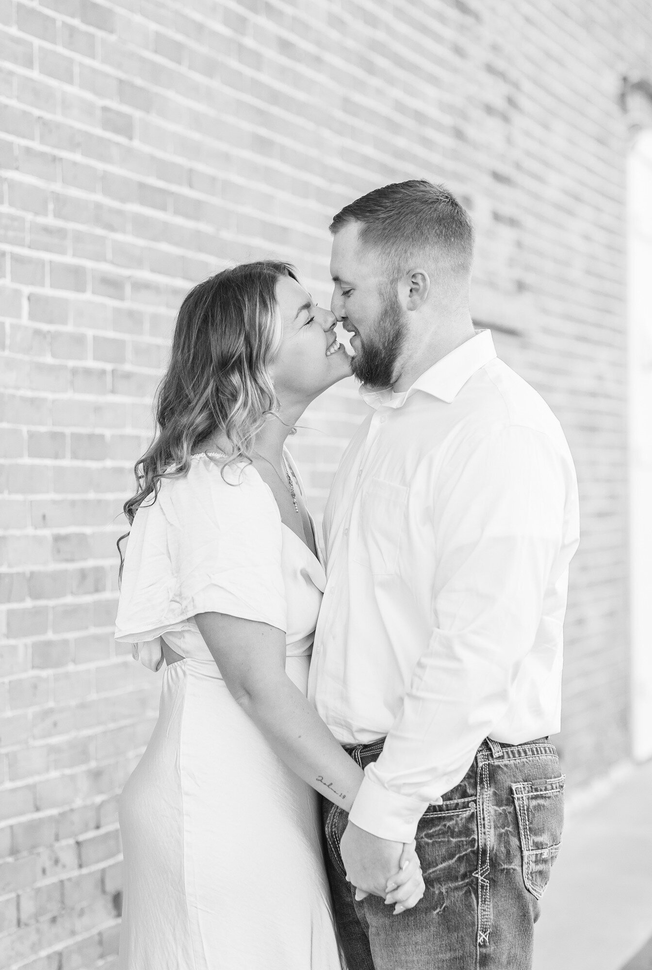 walters-ohio-city-engagement-shoot-1