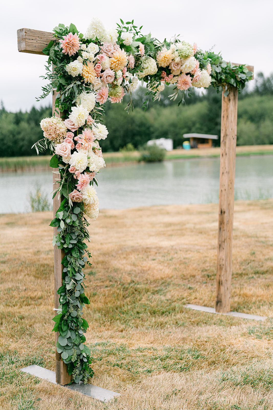 bo-hill-backyard-weddingbrit-chad-42