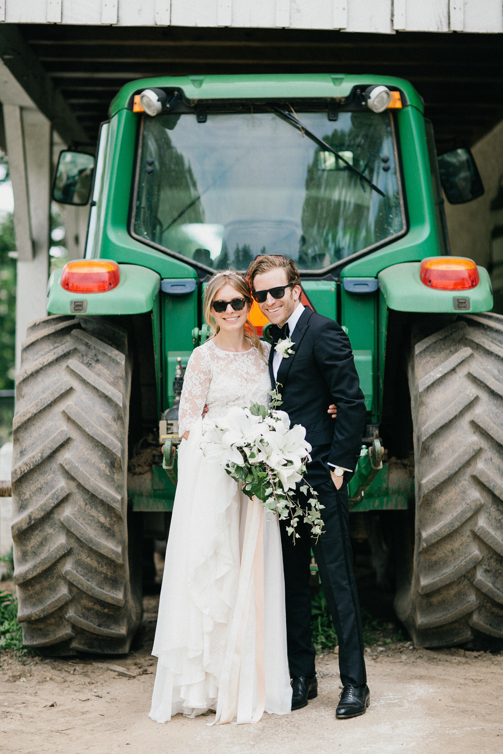 02-PA-family-farm-wedding