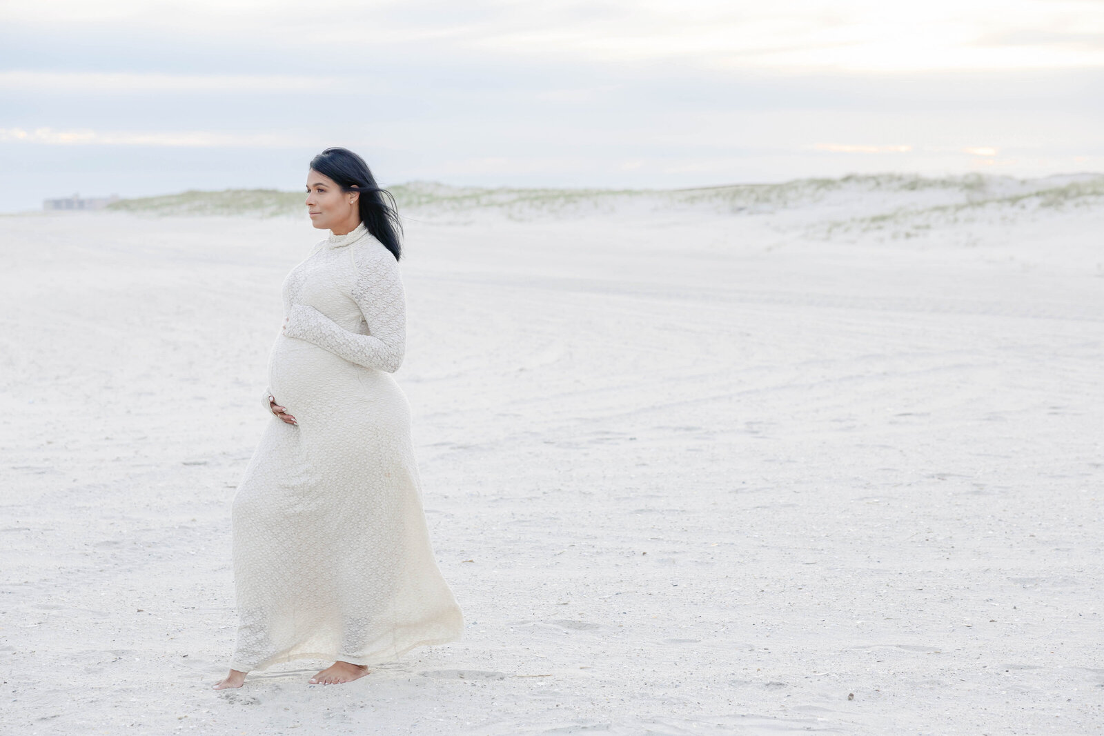 Point Lookout Beach Maternity Shoot