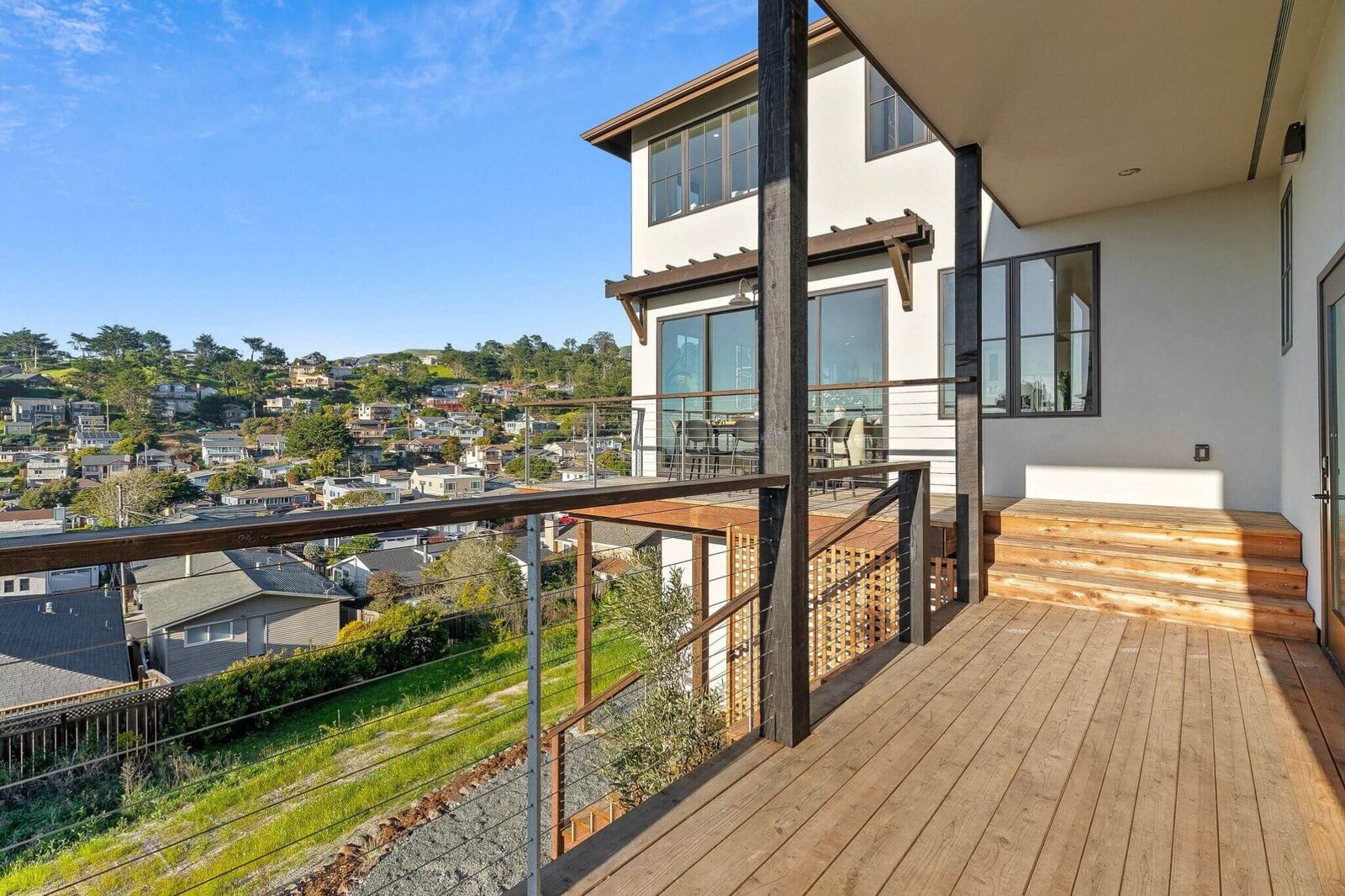 mls12_michael-jimenez-pacifica-real-estate-agent-homes-for-sale-large-windows