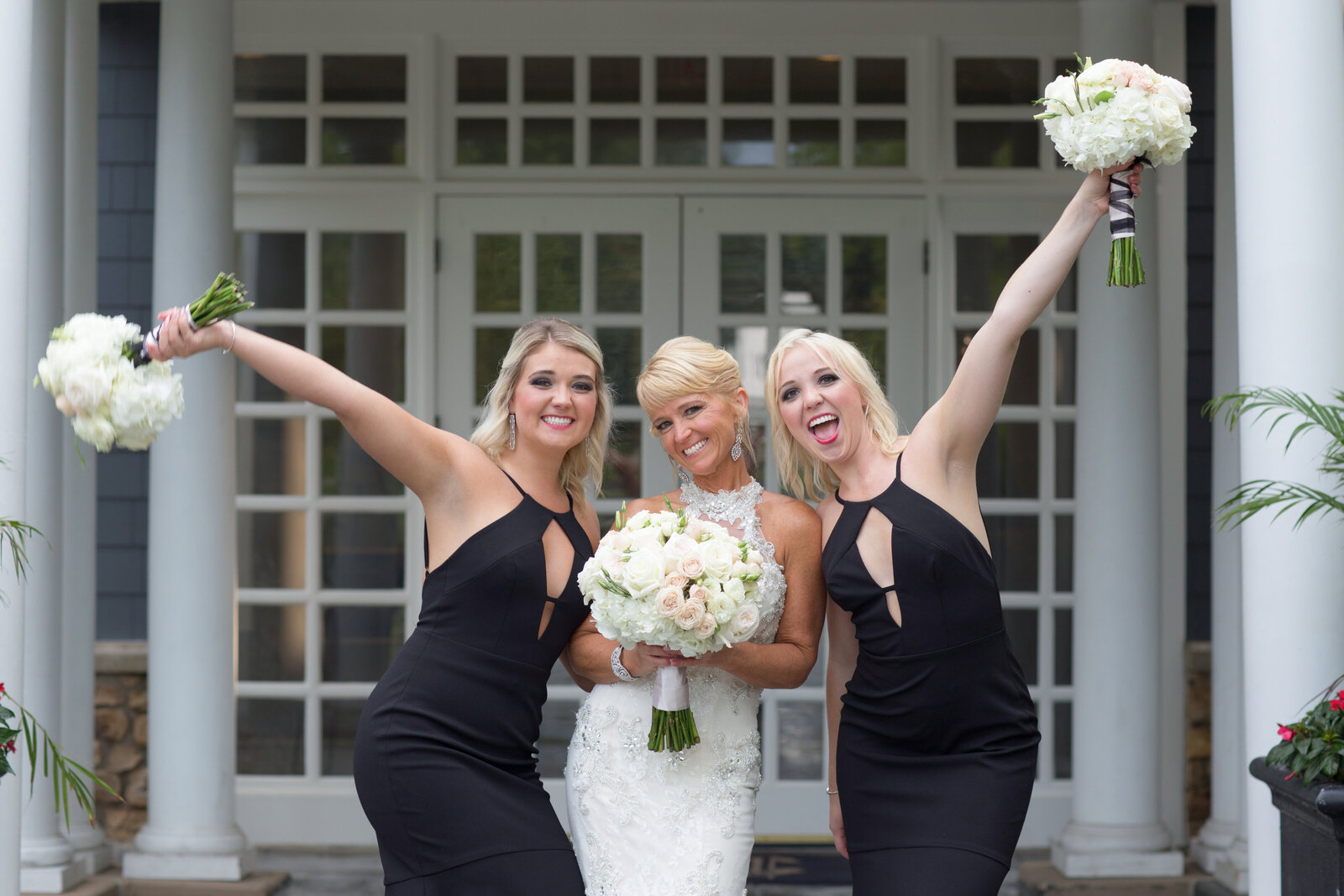 Mimi + Nick_Bride with Bridesmaids_201808250853edited