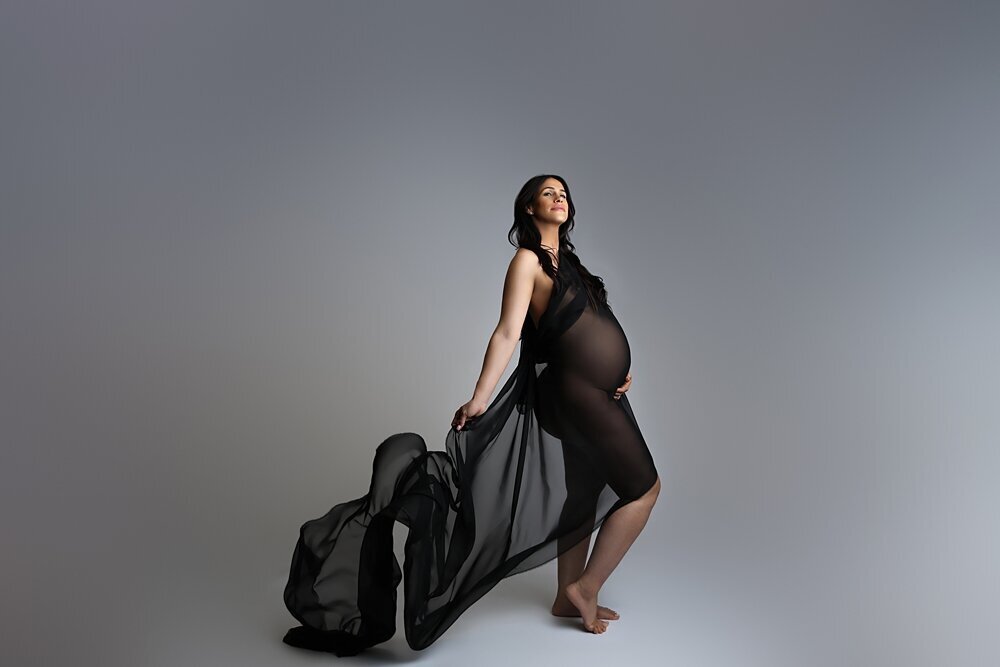 pregnant mom in black