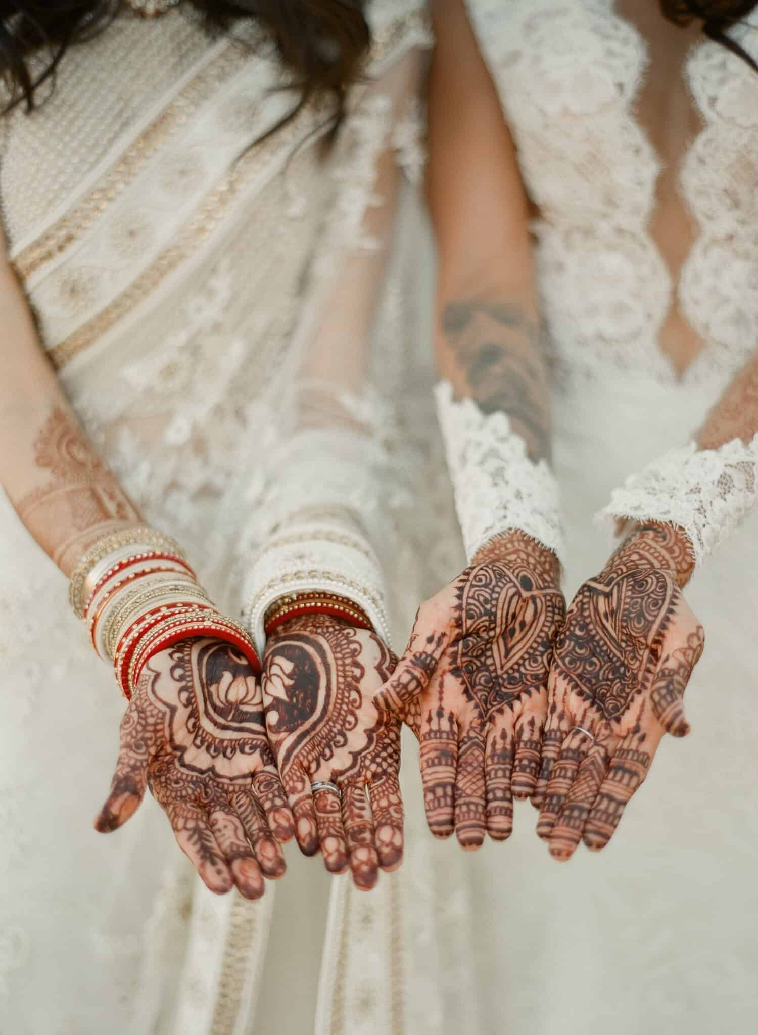 AUSTIN-MODERN-MONOCHROMATIC-INDIAN-WEDDING-00313