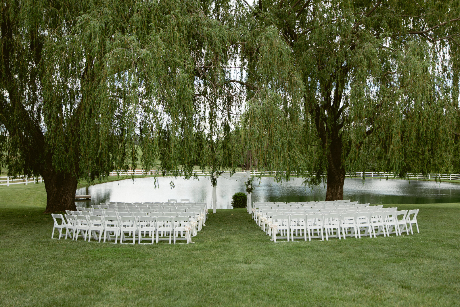 Pond View Farm - Virginia Intimate Wedding Photographer - Debbie Elisa Photography (4 of 9)