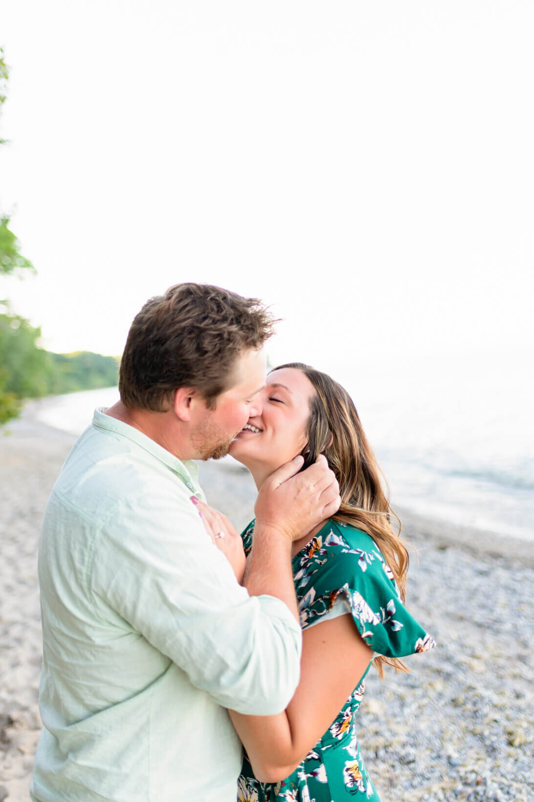 Engagement-photo-grant-park-south-milwaukee-wisconsin-18