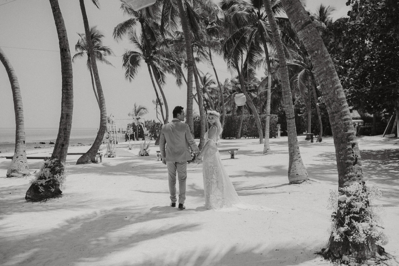 Lauren-Carly-Photo--NJ-Destination-Wedding-Photographer--Florida-Keys-Tropical-Islamorada-Marathon-Isla-Bella-Beach-1010