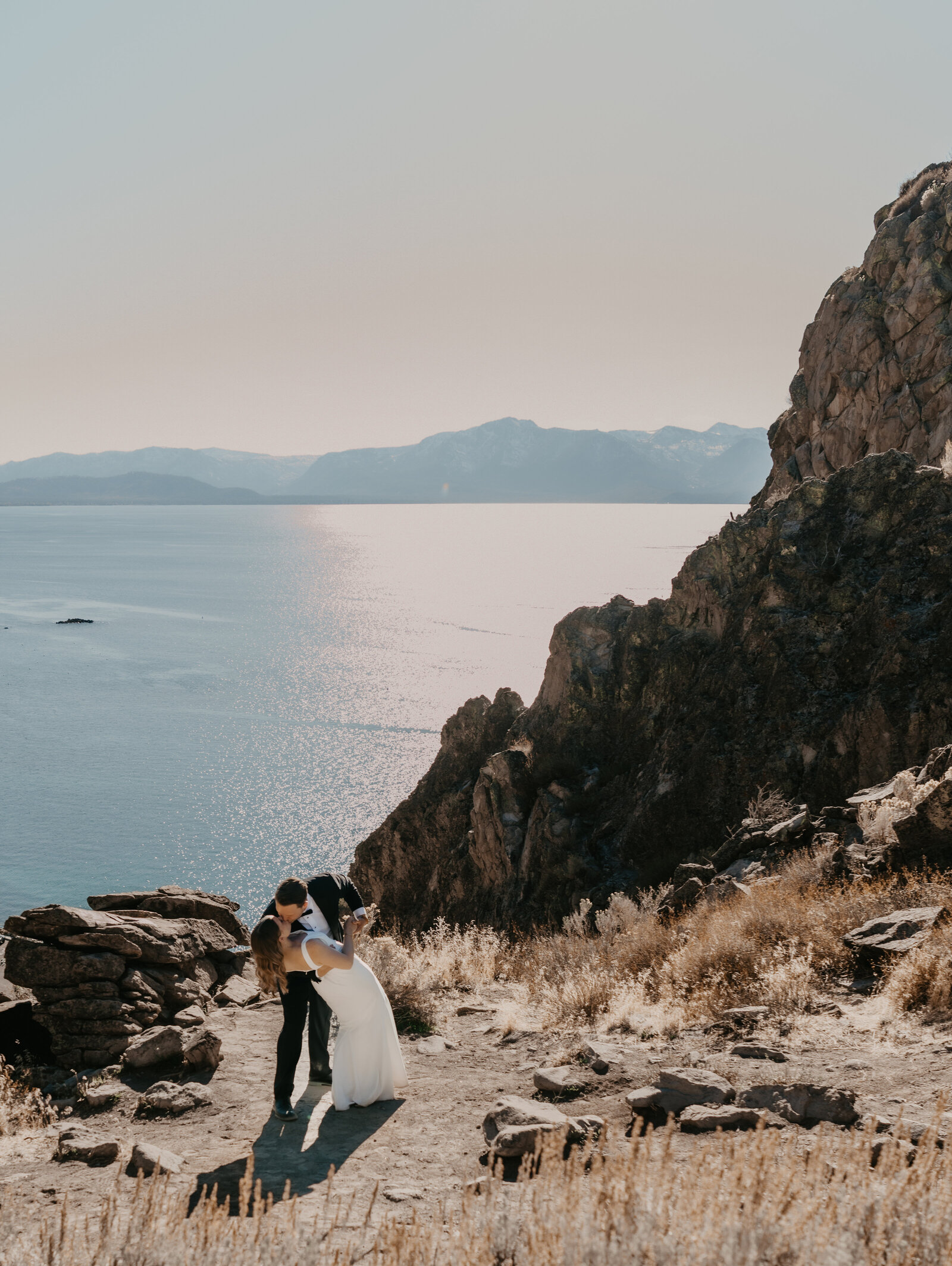 Kiss on the Cliff | Tori Stanton Photo