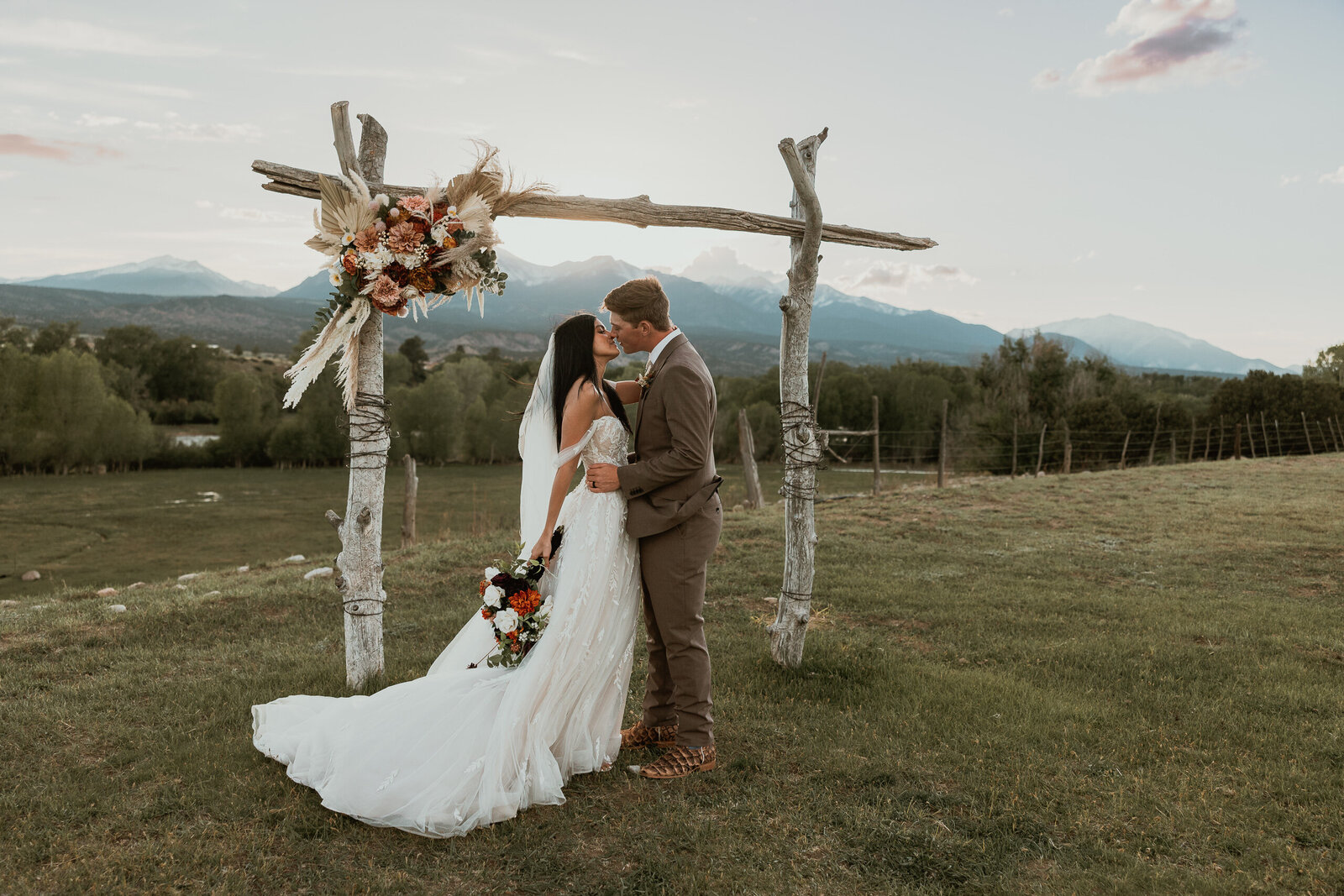 Everett-Ranch-Wedding-Salida-Colorado-Wedding-Photography-02