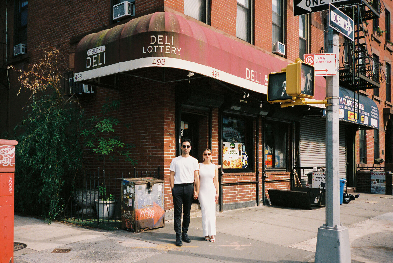 RL_06_25_2023_YAEL-JOSH_ENGAGEMENT_35MM-FILM_00009
