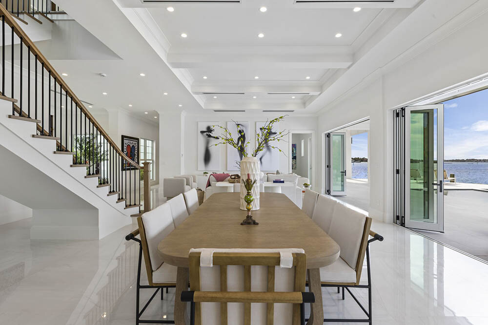Coastal Chic Dining Room Space