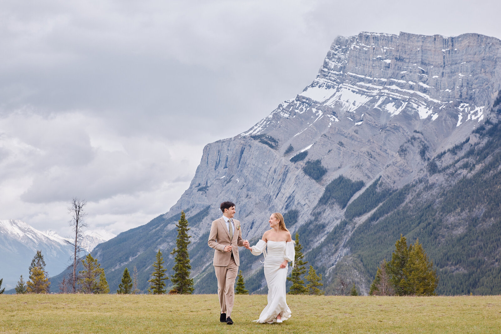 Banff_Wedding_Photography_GrecoPhotoCo_460