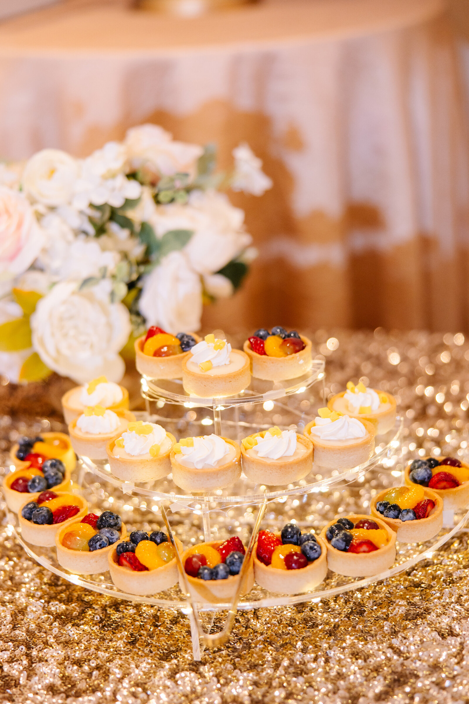 Crystal-banquet-sweets-table-decor