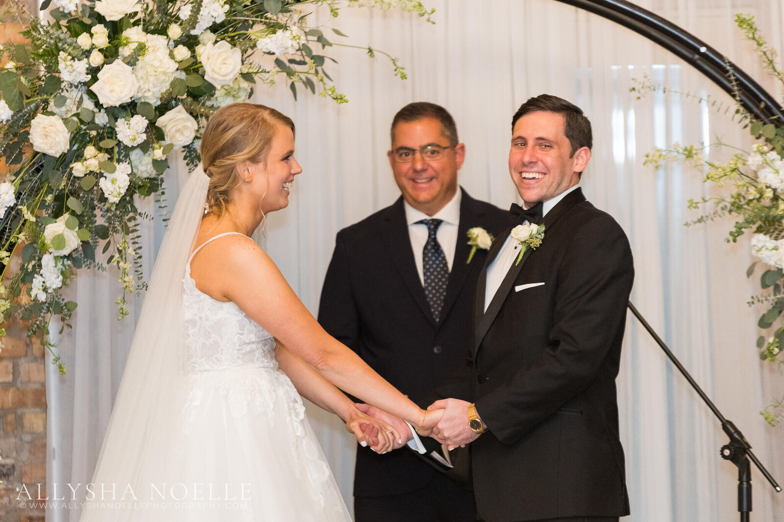 Wedding-at-The-Factory-on-Barclay-in-Milwaukee-0794