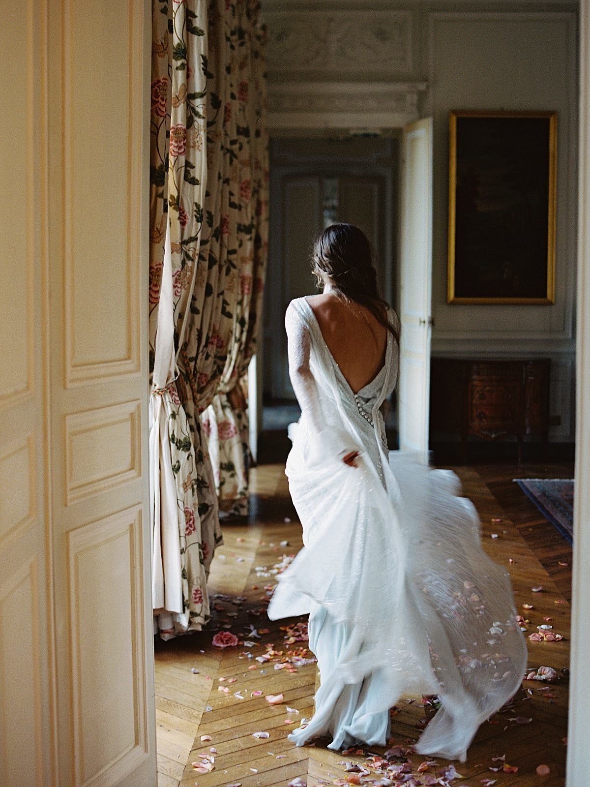 Selene sequin wedding dress JoanneFlemingDesign Brumley&WellsPhoto Ponderosa&ThymeWorkshop (6)