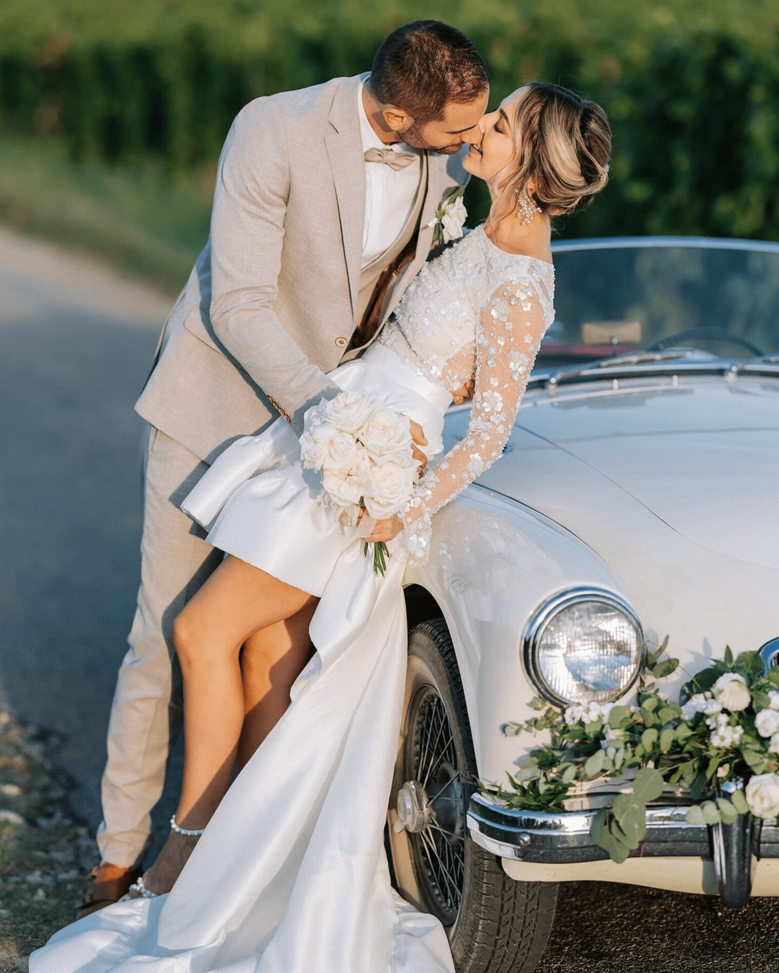decoration-florame-voiture-vintage-mariage