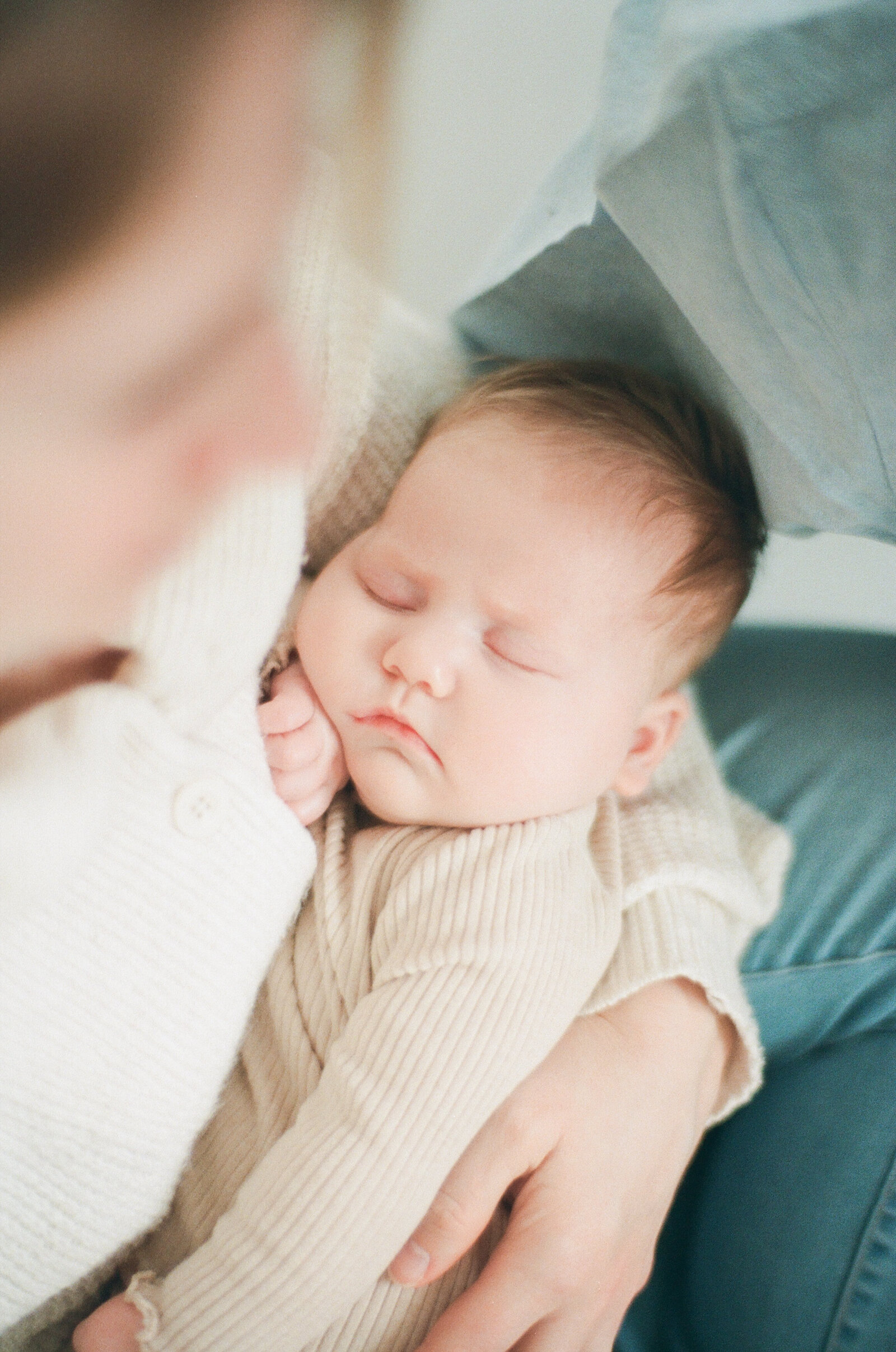newborn_film_photographer_waterloo5