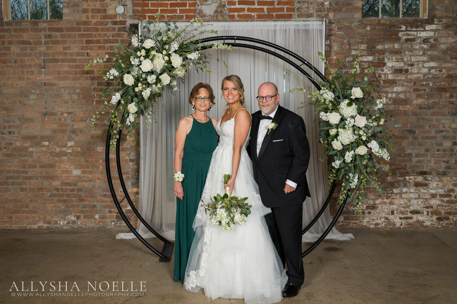 Wedding-at-The-Factory-on-Barclay-in-Milwaukee-0634